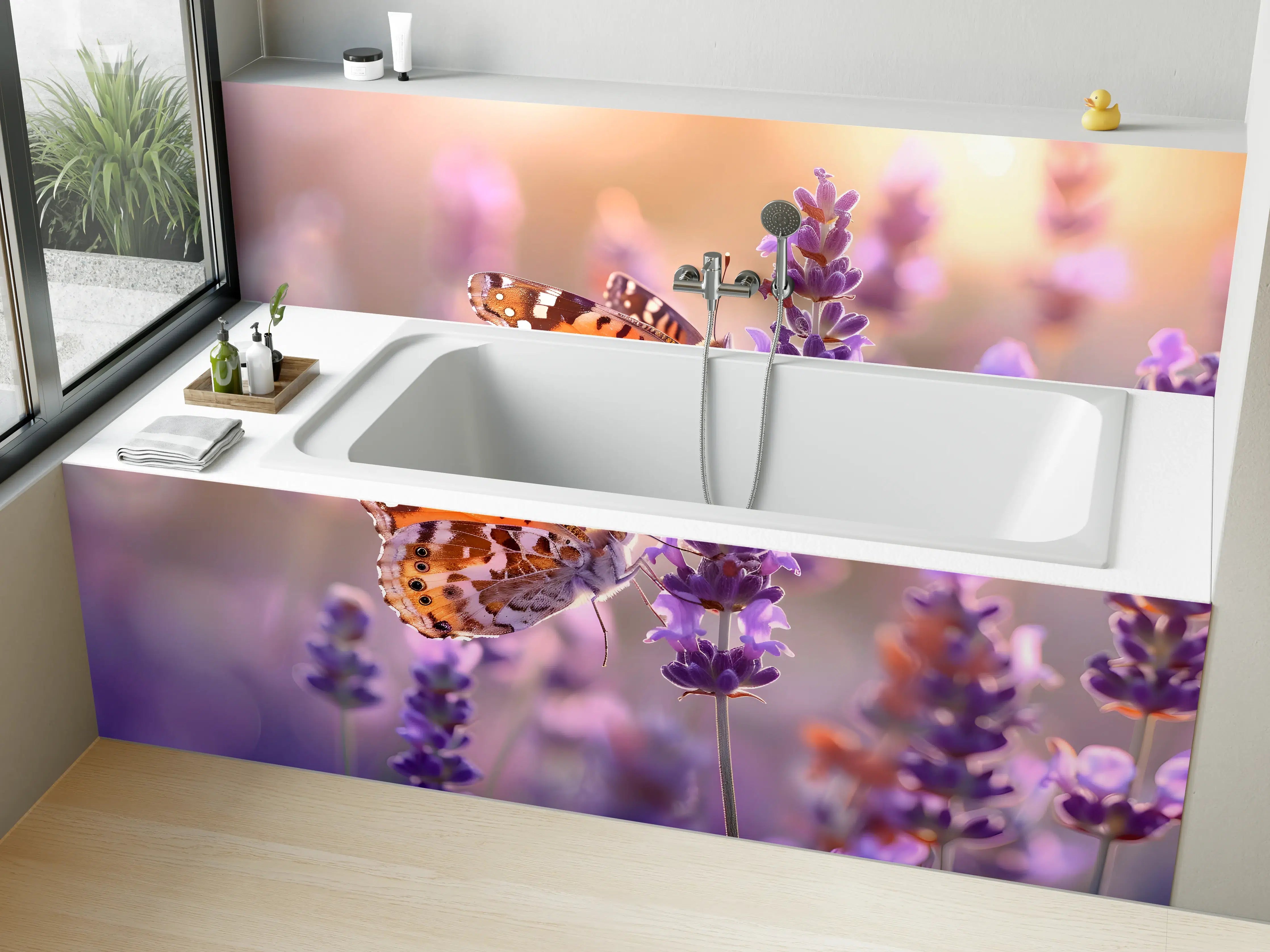 Badewannen-Rückwand - Lavendel-Schmetterling in Pastell