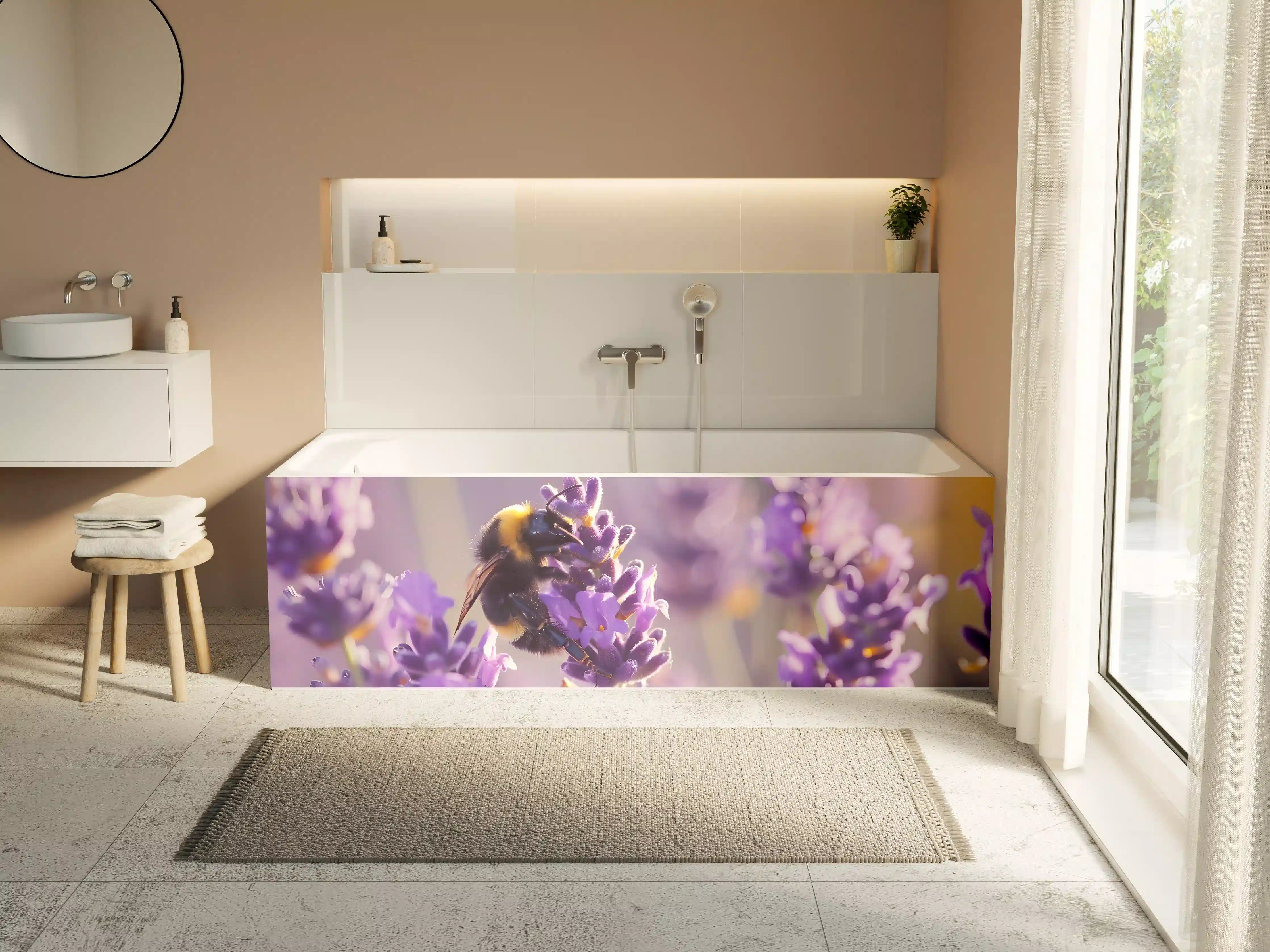 Badewannen-Rückwand - Lila Lavendel mit Hummel