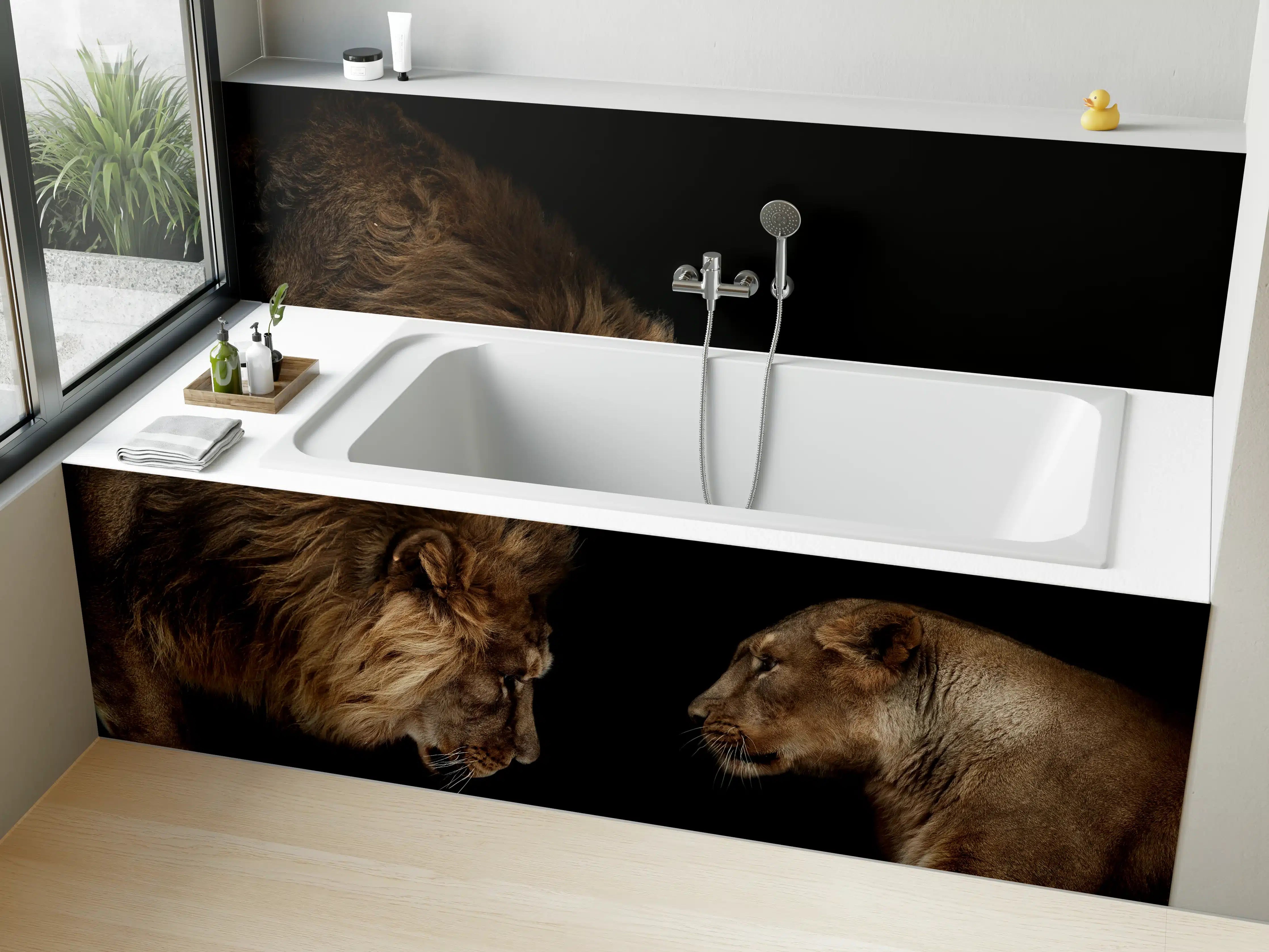 Badewannen-Rückwand - Löwe und Löwin gegenüber - Porträt