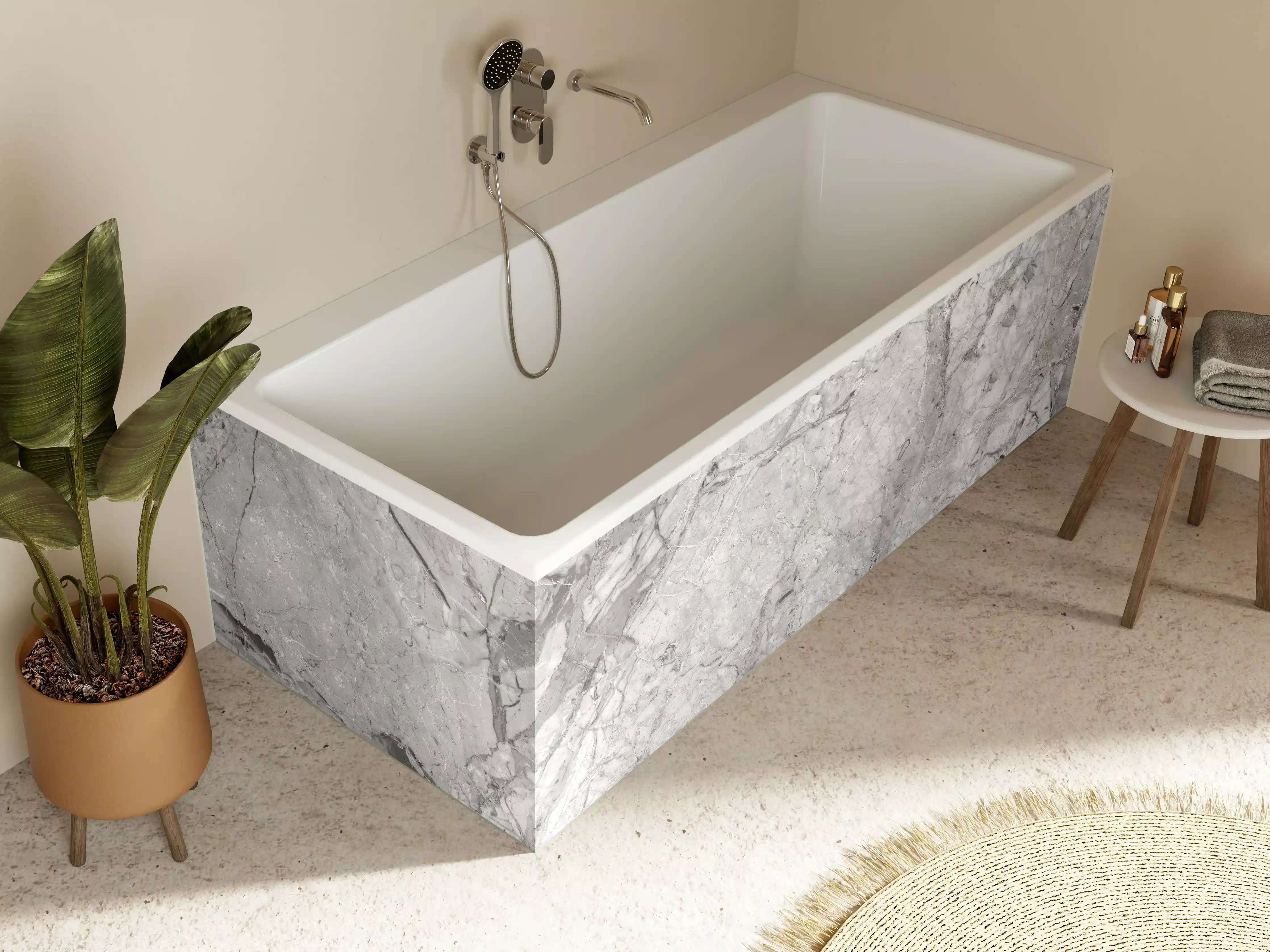 Badewannen-Rückwand - Luxuriöse Marmorstruktur in Weißgrau