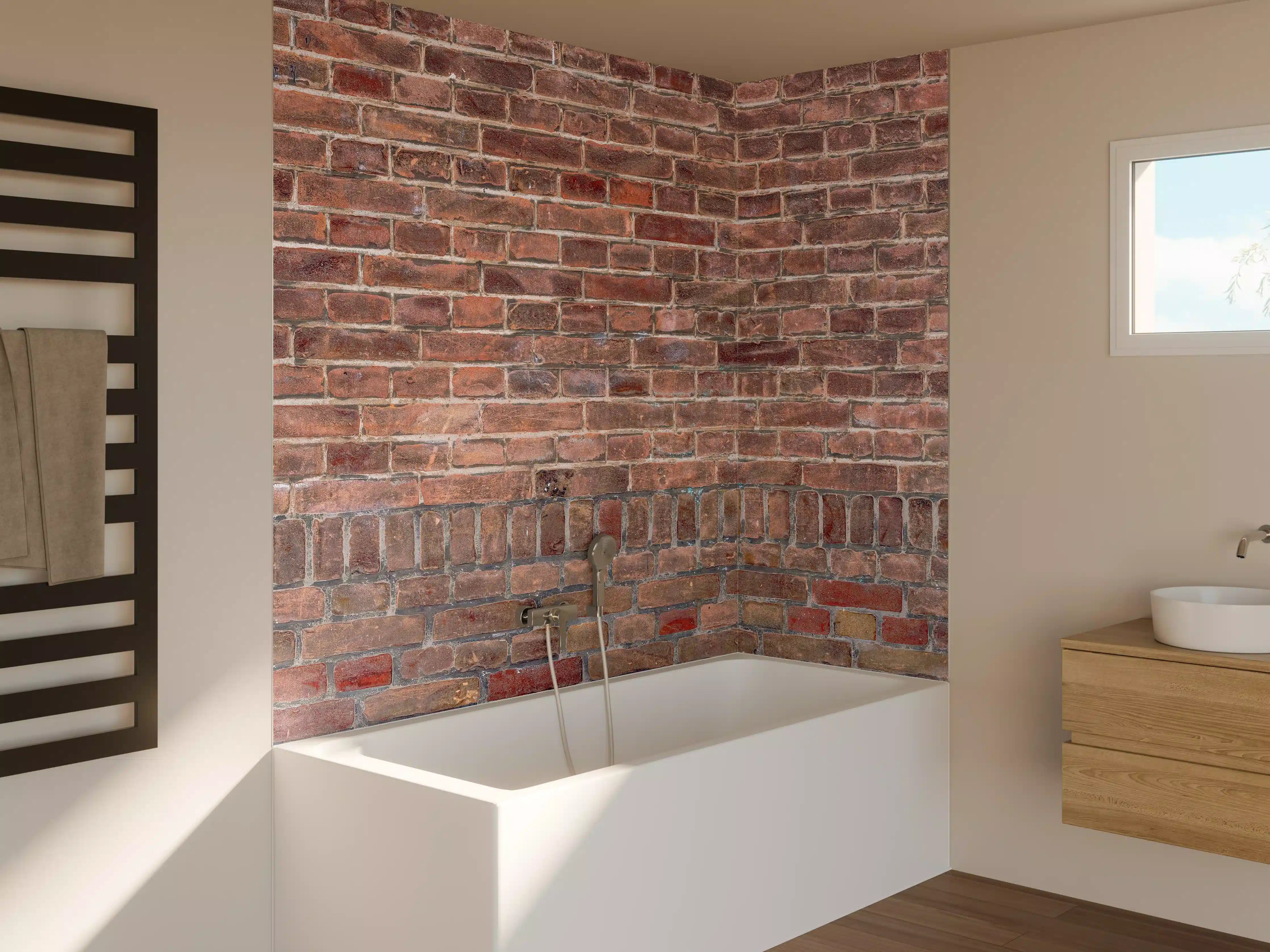 Badewannen-Rückwand - Mauerstruktur aus alten braunen Ziegeln