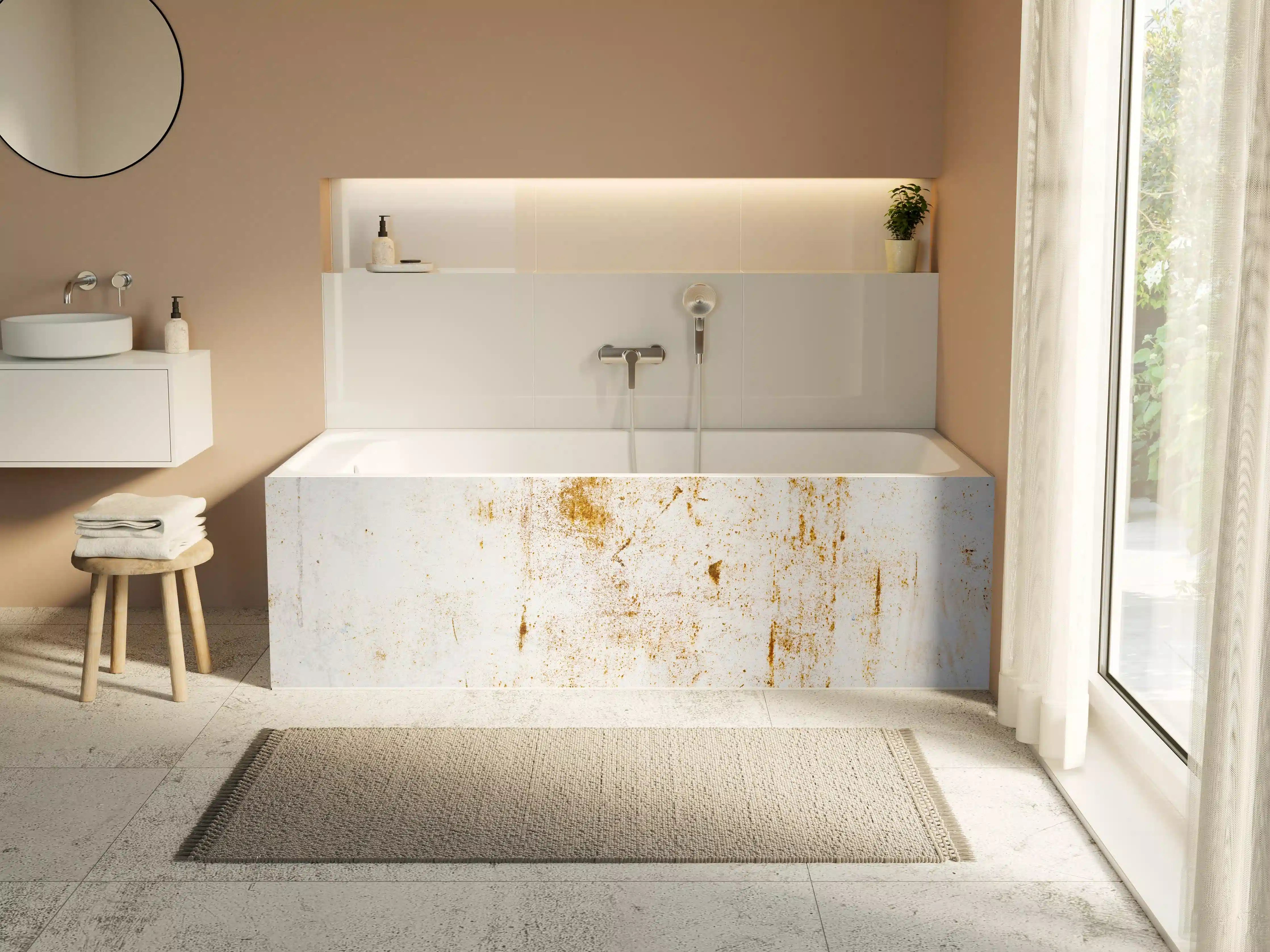 Badewannen-Rückwand - Metall mit rauer Rostoberfläche 