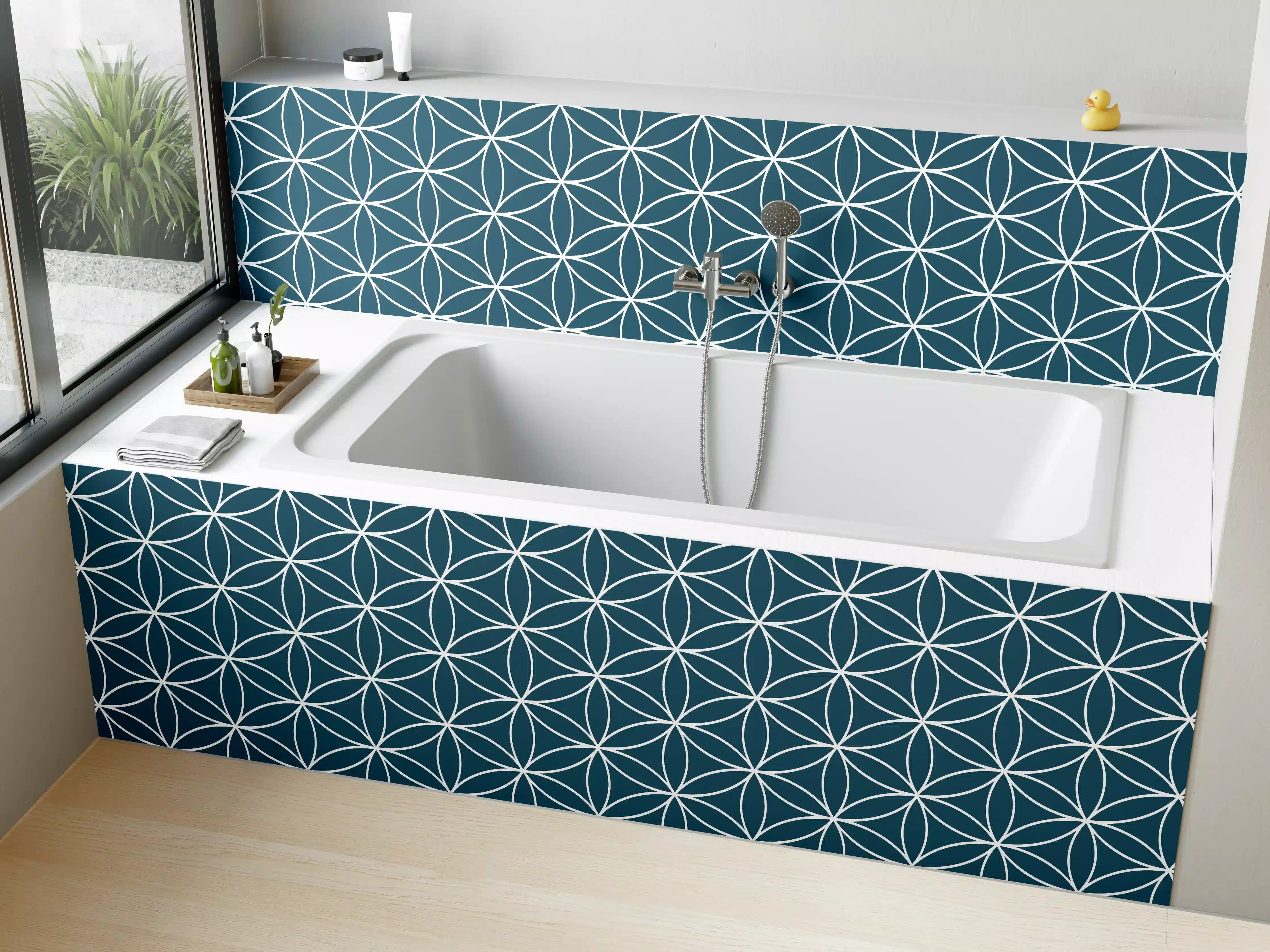 Badewannen-Rückwand - Moderne blaue geometrische Musterdekoration