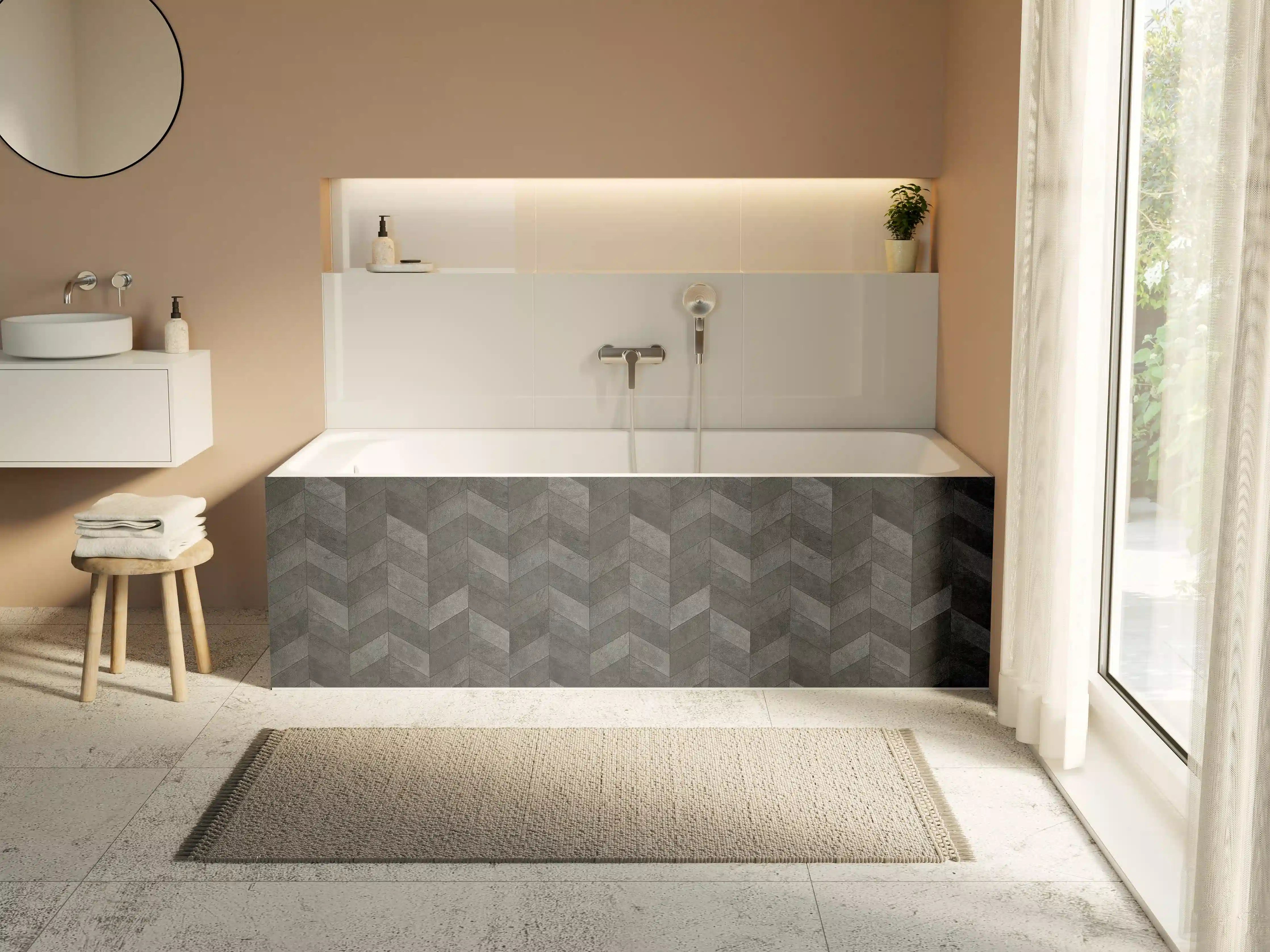 Badewannen-Rückwand - Moderne graue Fliesen-Optik mit Muster