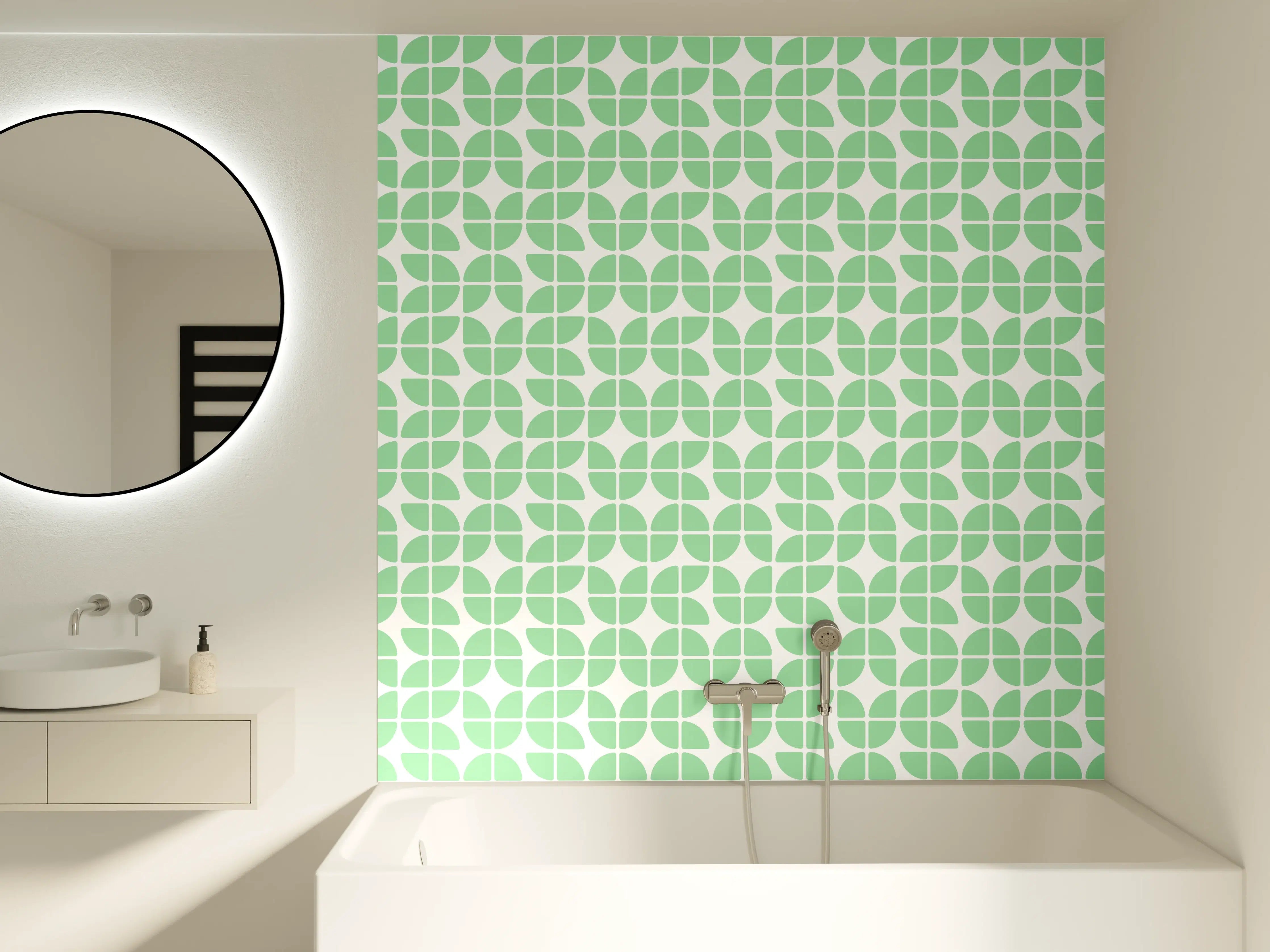 Badewannen-Rückwand - Moderne mintgrüne und weiße Fliesen mit Muster