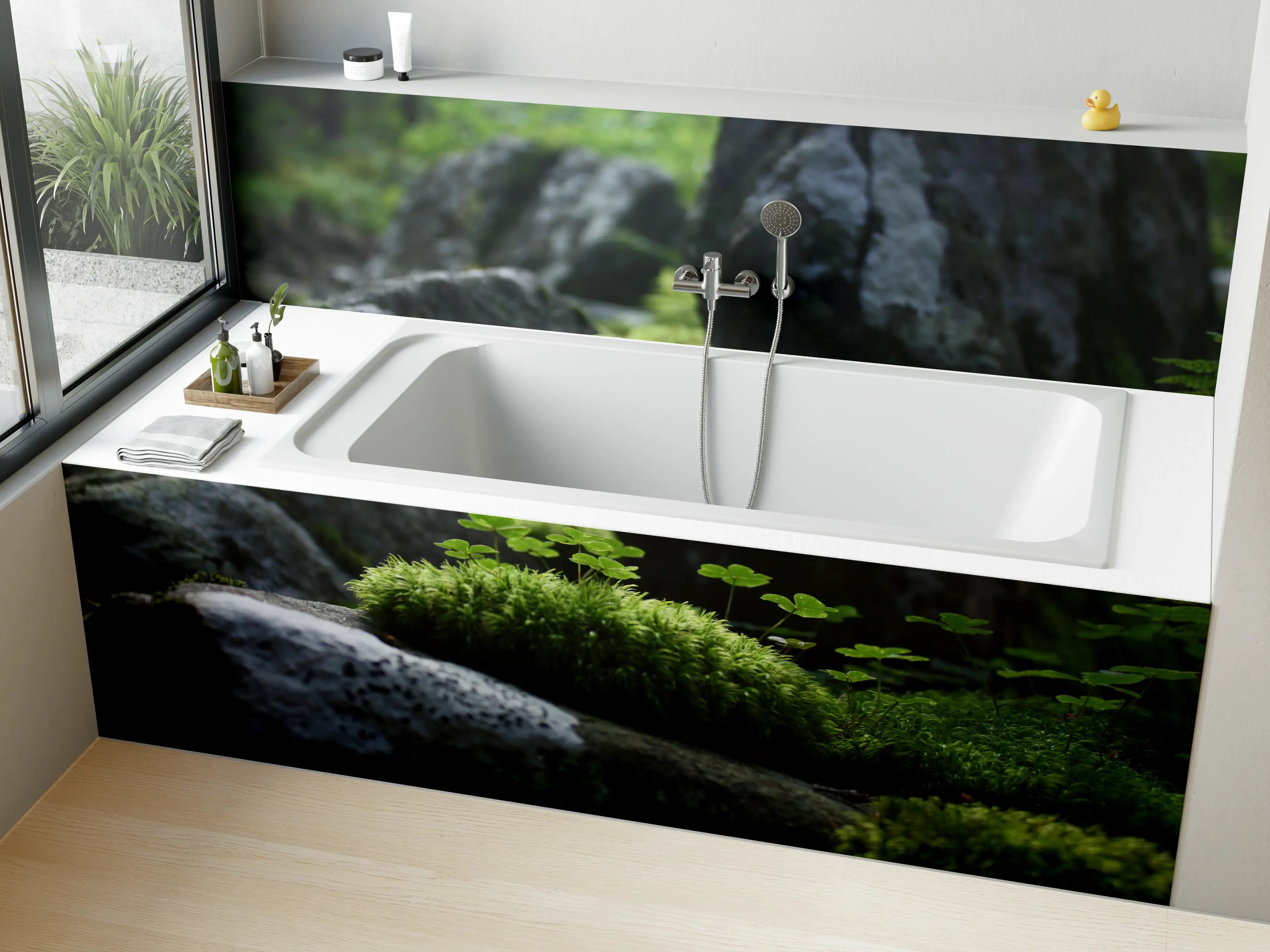 Badewannen-Rückwand - Moosbedeckte Steine im Sonnenlicht