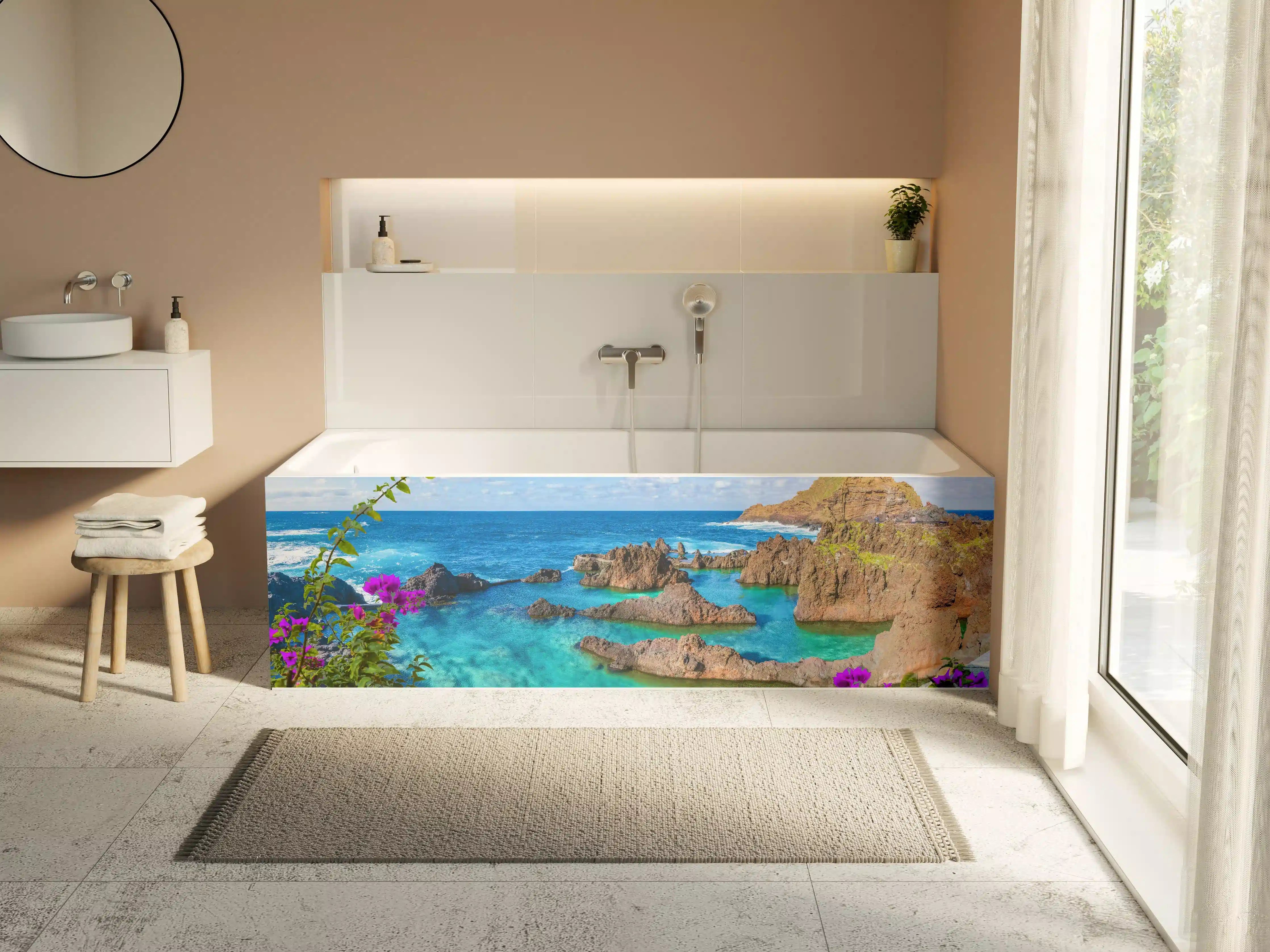 Badewannen-Rückwand - Naturpool in Porto Moniz