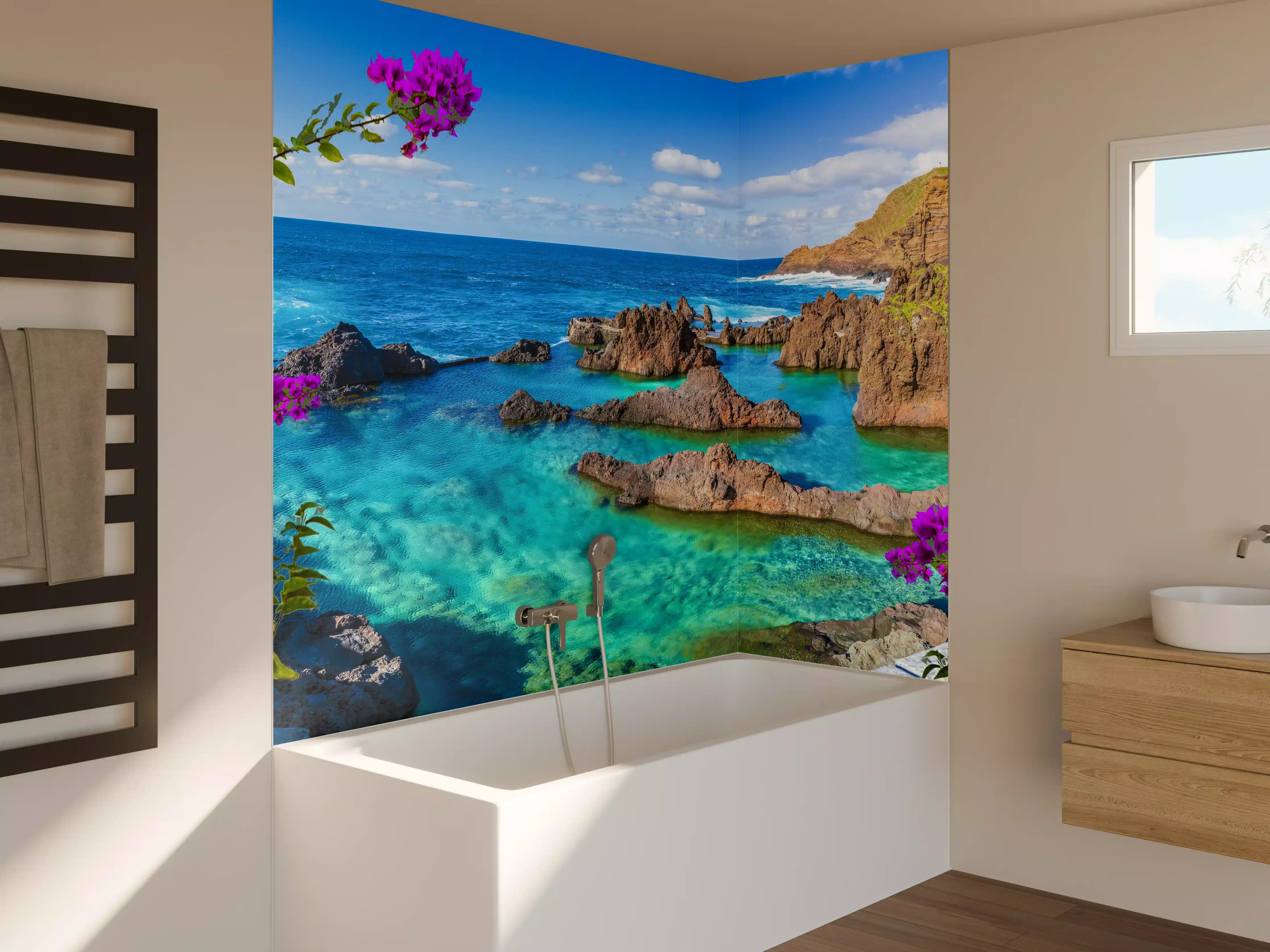Badewannen-Rückwand - Naturpool in Porto Moniz