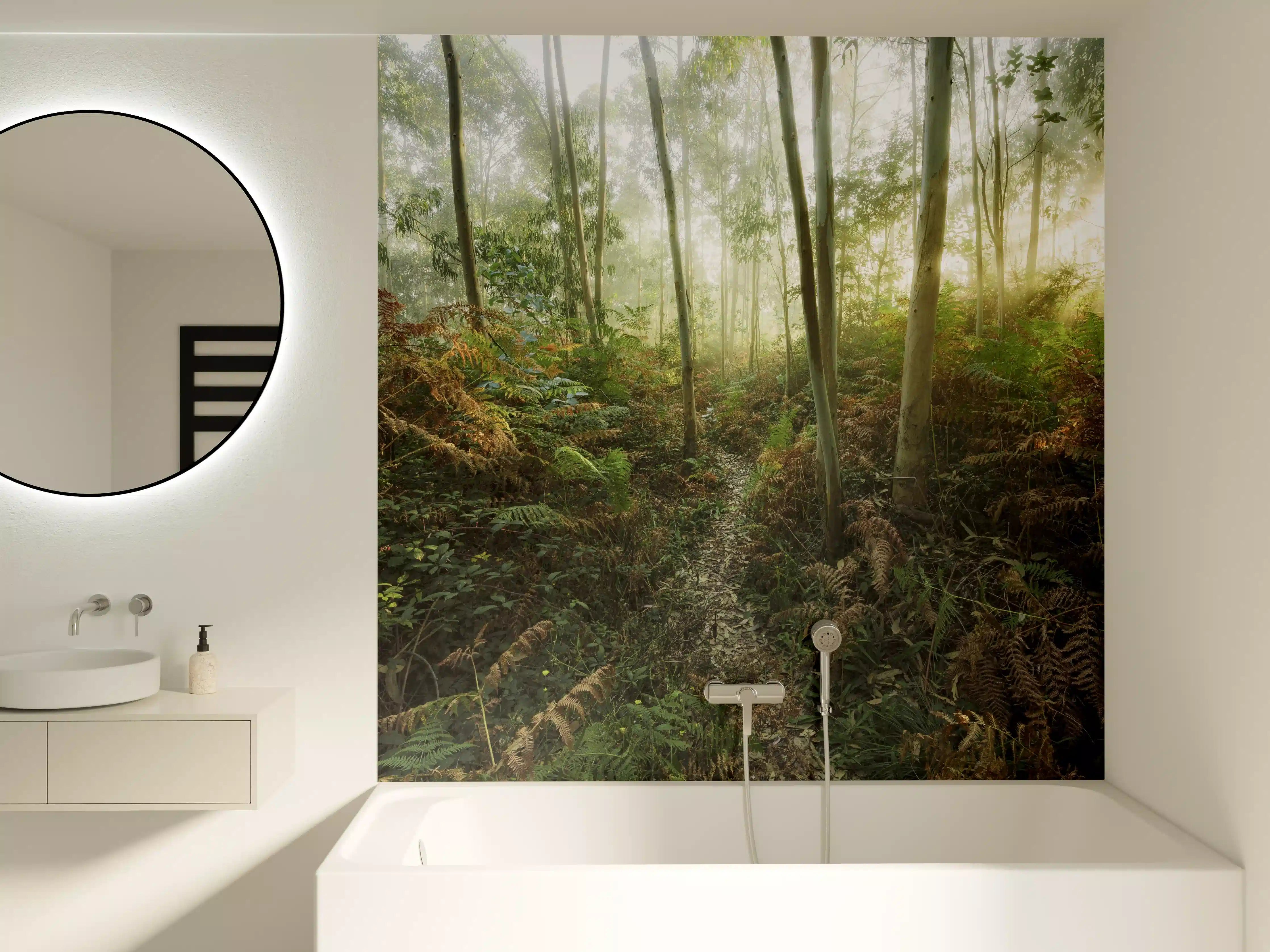 Badewannen-Rückwand - Nebliger Wald - Spanien