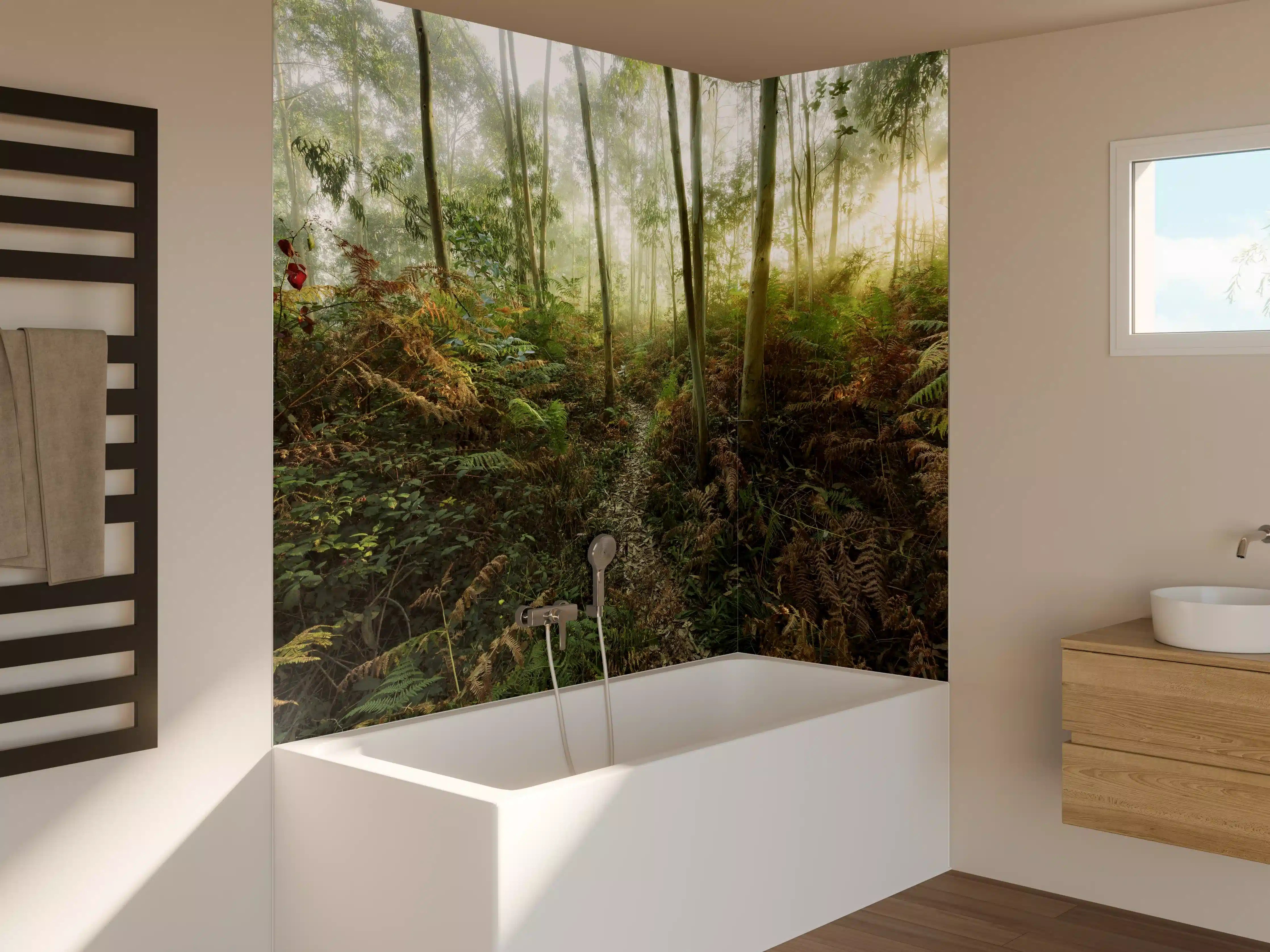 Badewannen-Rückwand - Nebliger Wald - Spanien