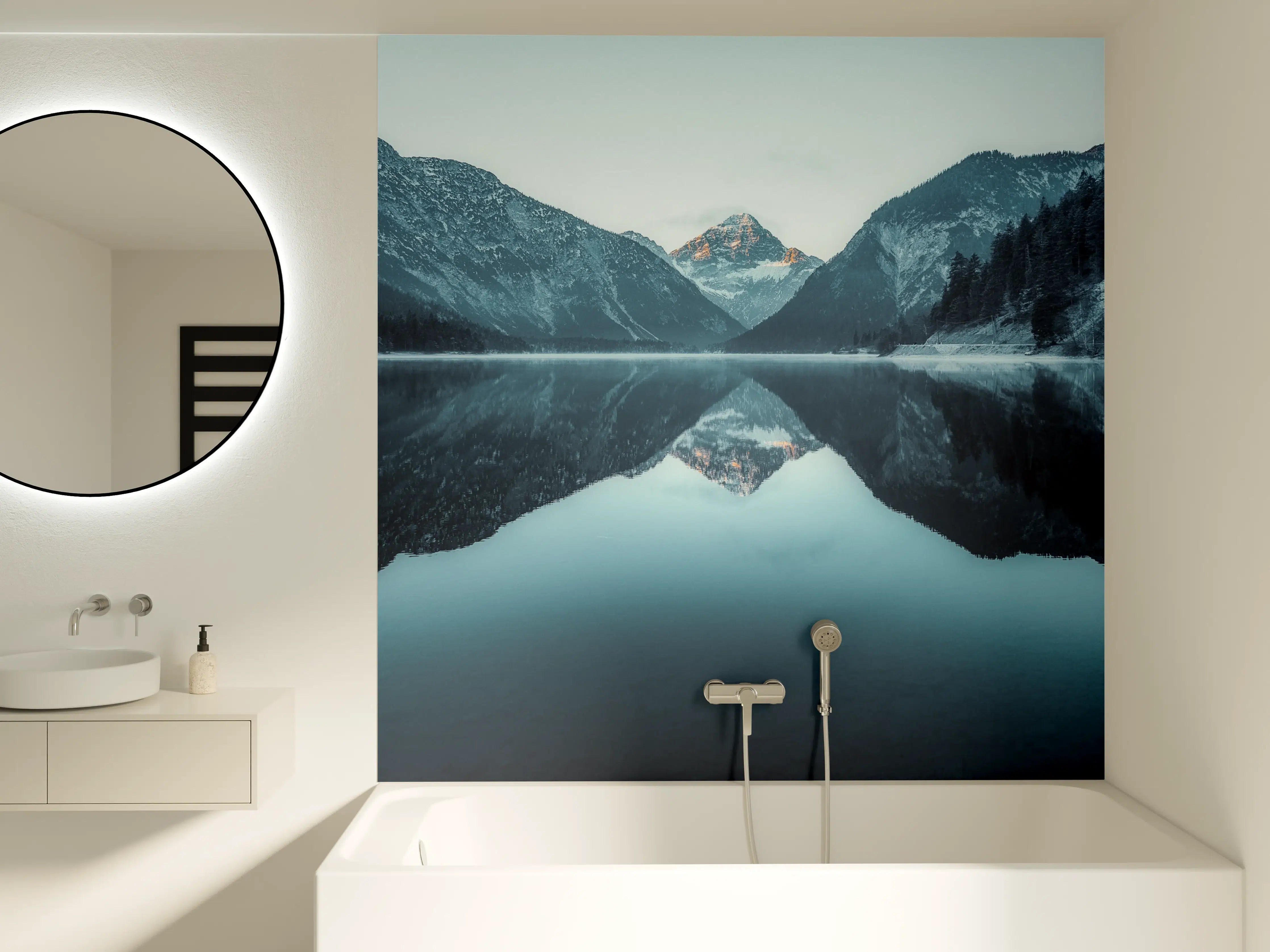 Badewannen-Rückwand - Plansee im Winter - Österreich