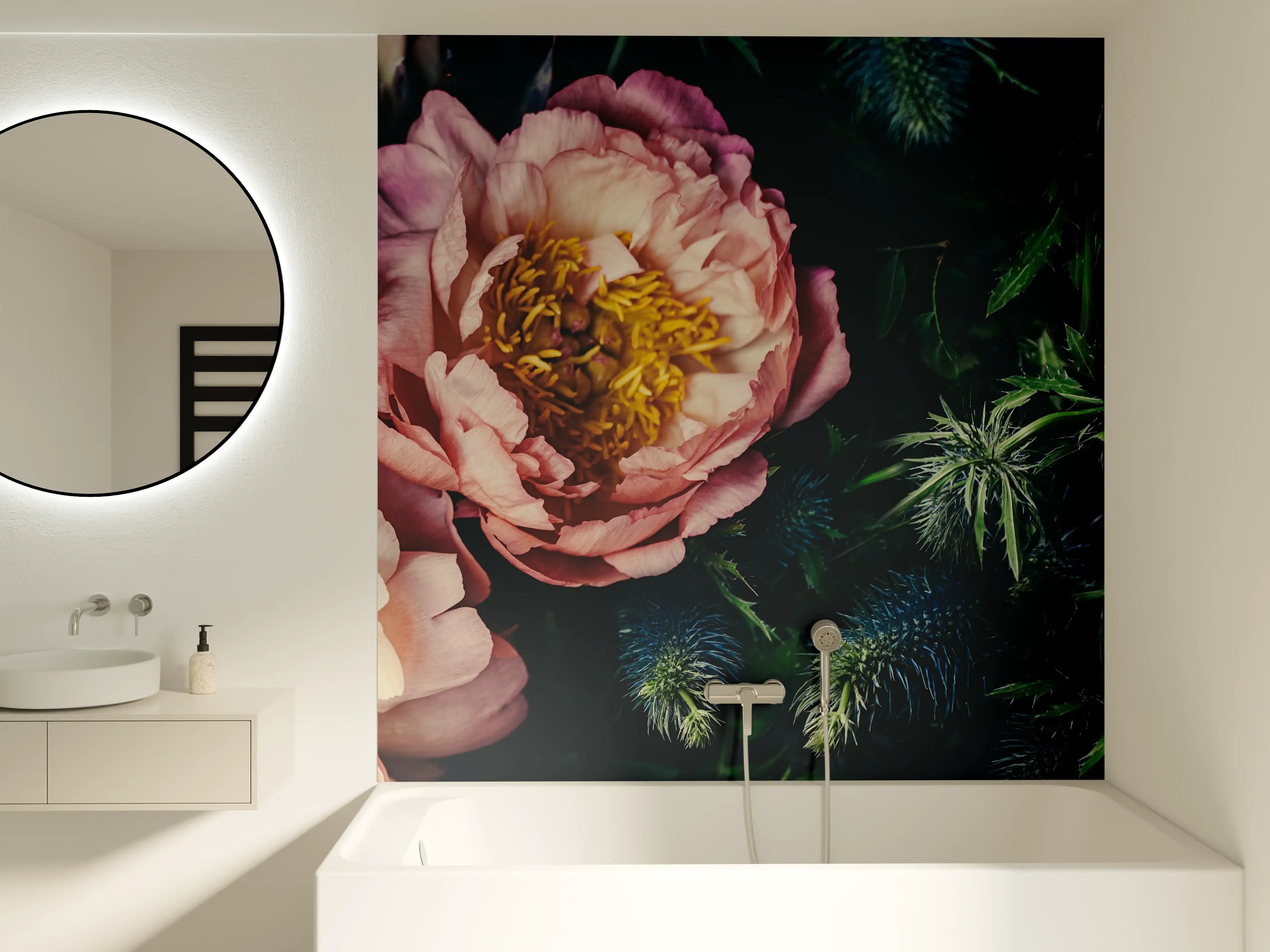 Badewannen-Rückwand - Rosa Blüten auf einer Wiese