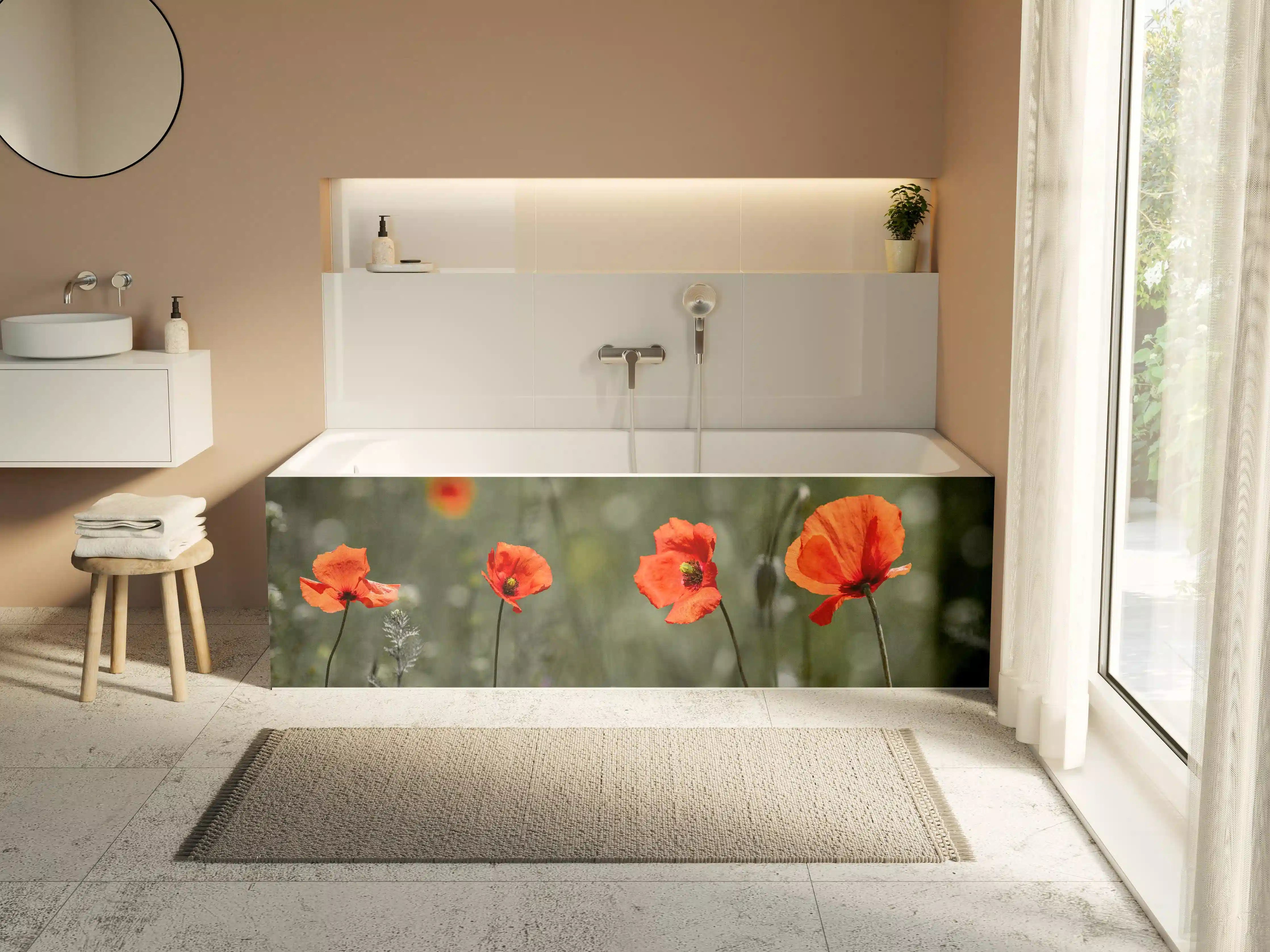 Badewannen-Rückwand - Roter Mohn inmitten des Grüns