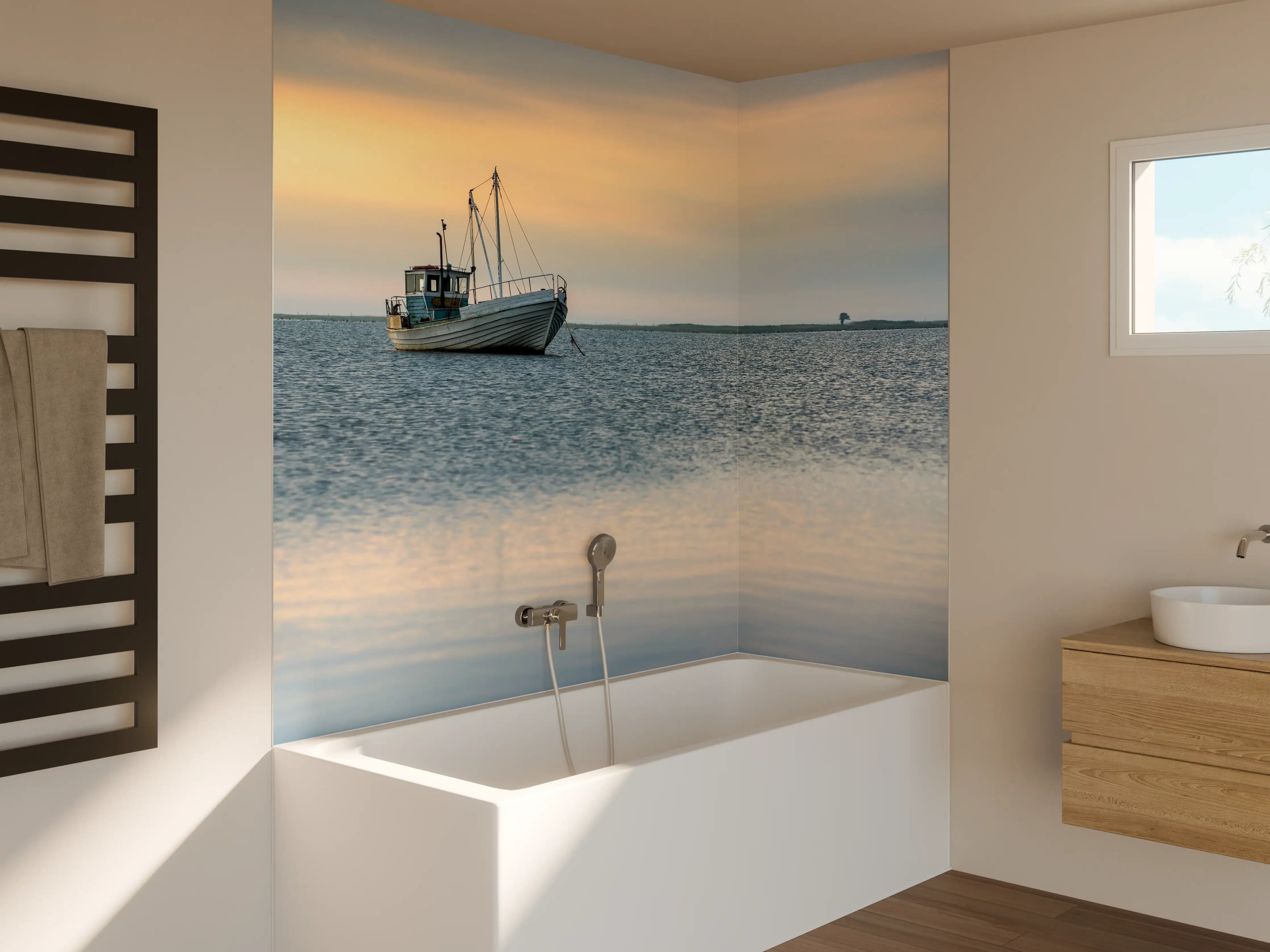 Badewannen-Rückwand - Ruhiges Boot auf dem Wasser