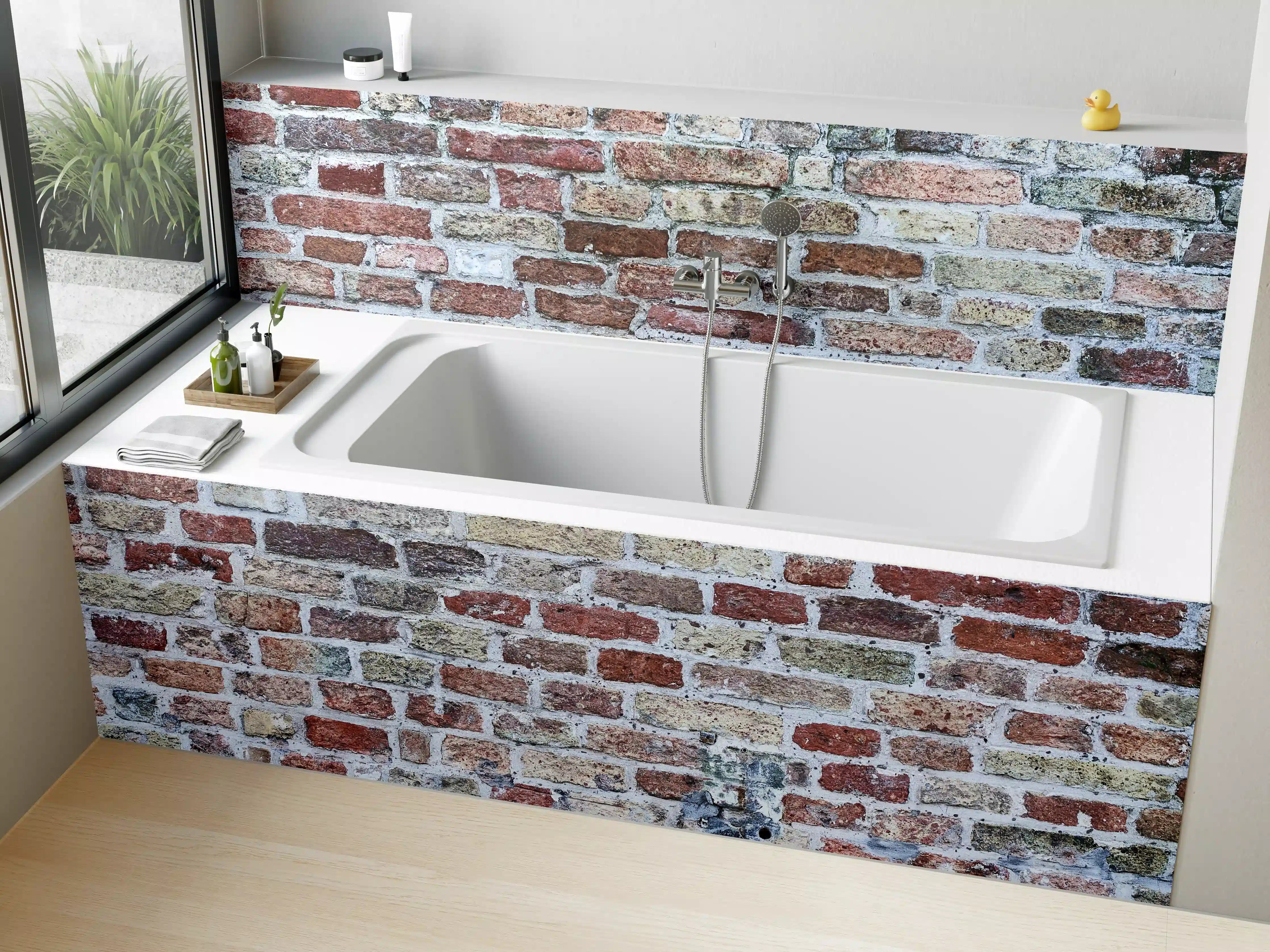 Badewannen-Rückwand - Rustikale Backsteinmauer im Vintage-Stil