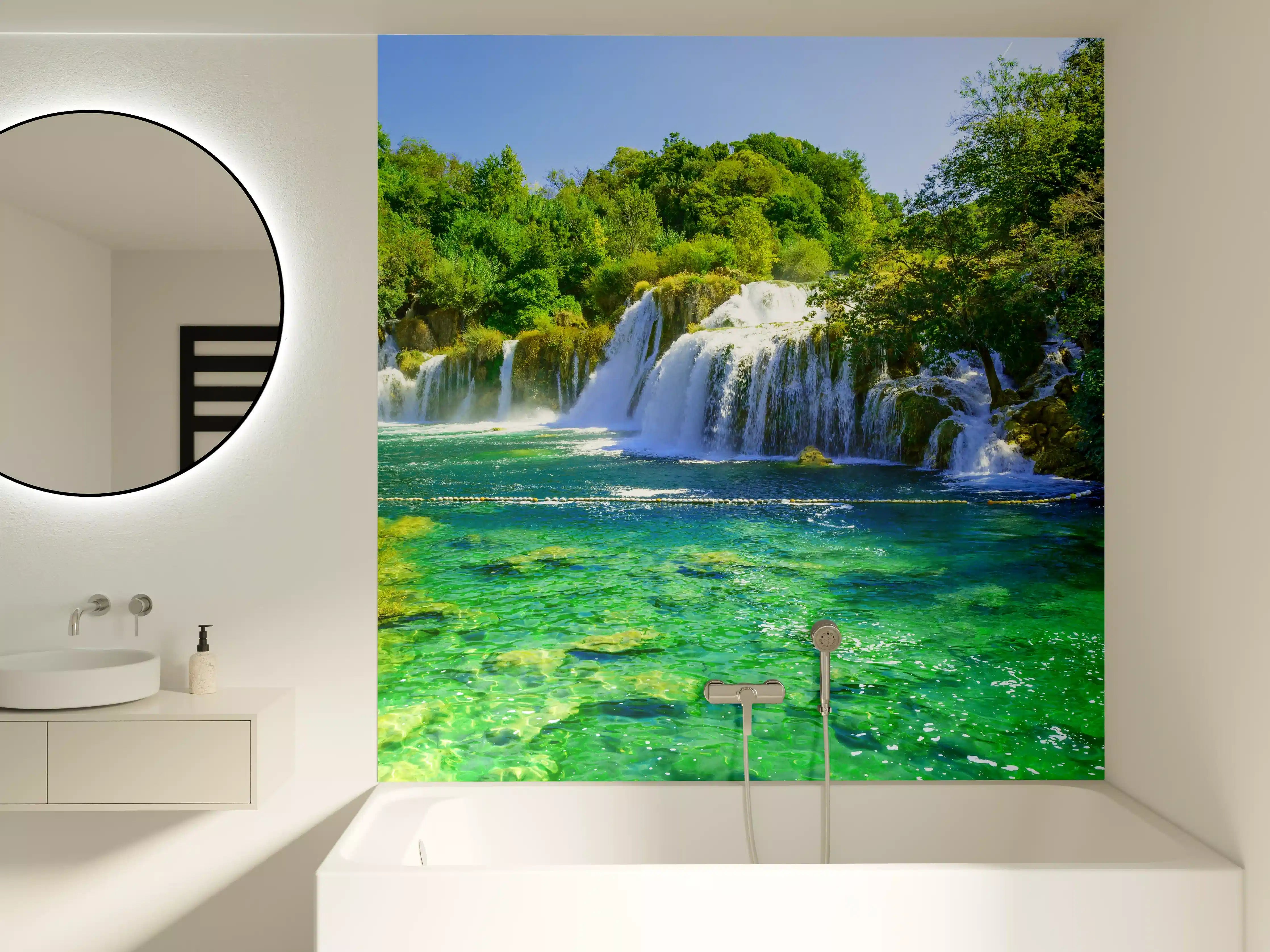 Badewannen-Rückwand - Satte grüne Wasserfälle - Kroatien