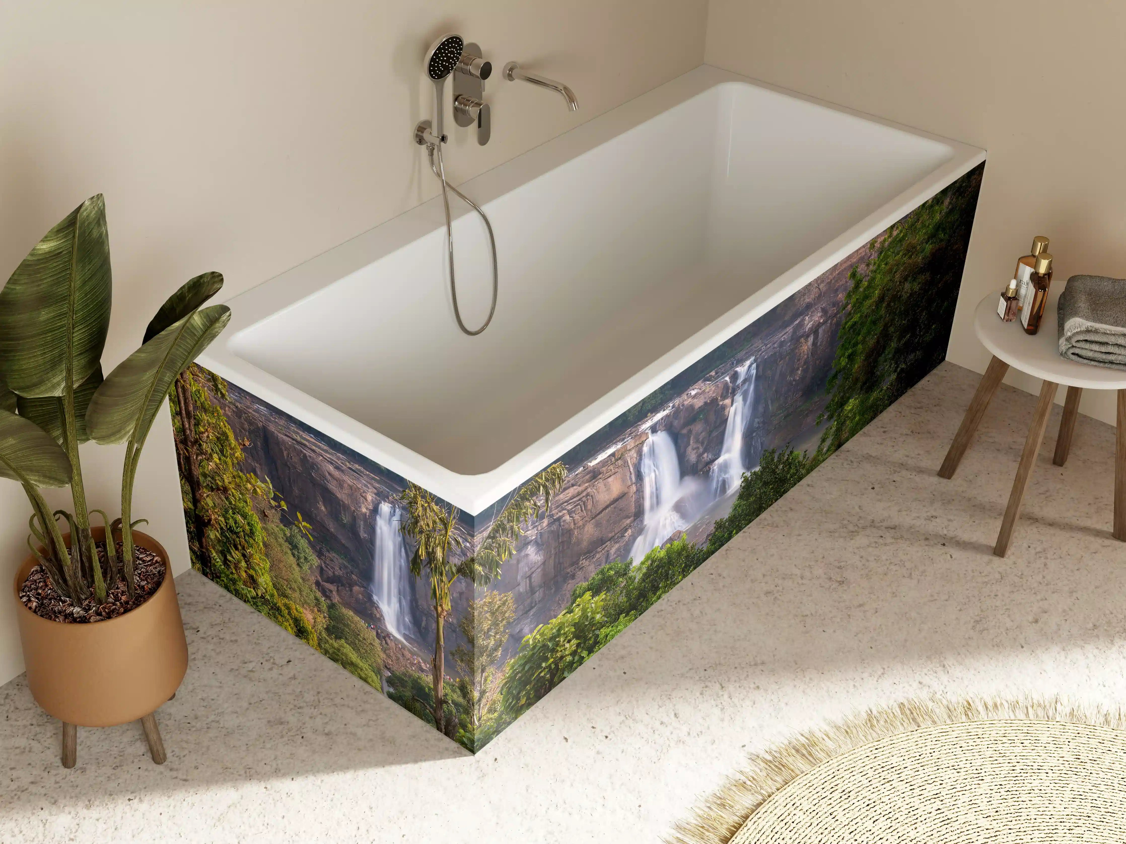 Badewannen-Rückwand - Schöne Langzeitbelichtung der Athirappilly-Wasserfälle