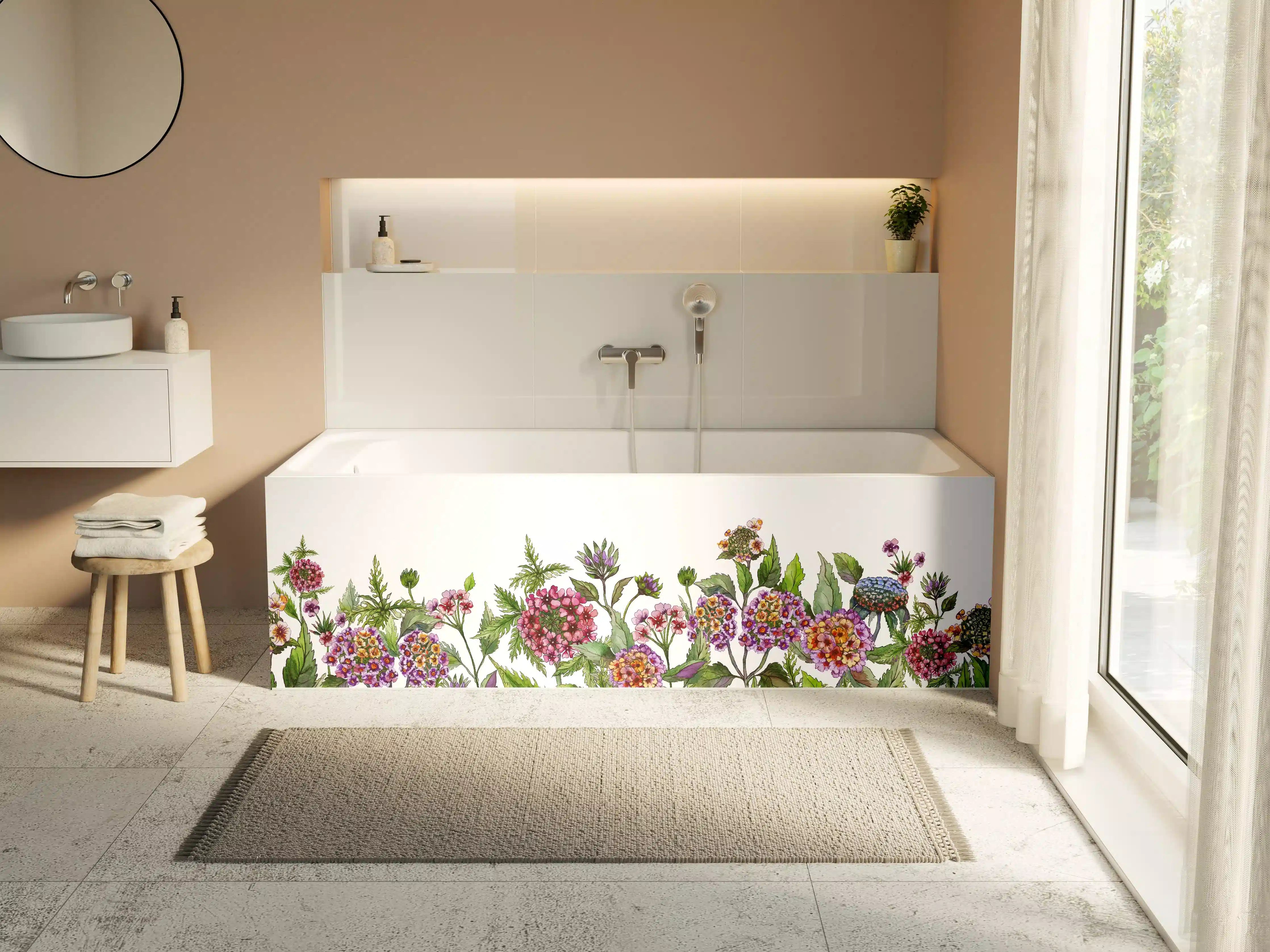 Badewannen-Rückwand - Schöne Lantana-Blüten mit grünem Blätter