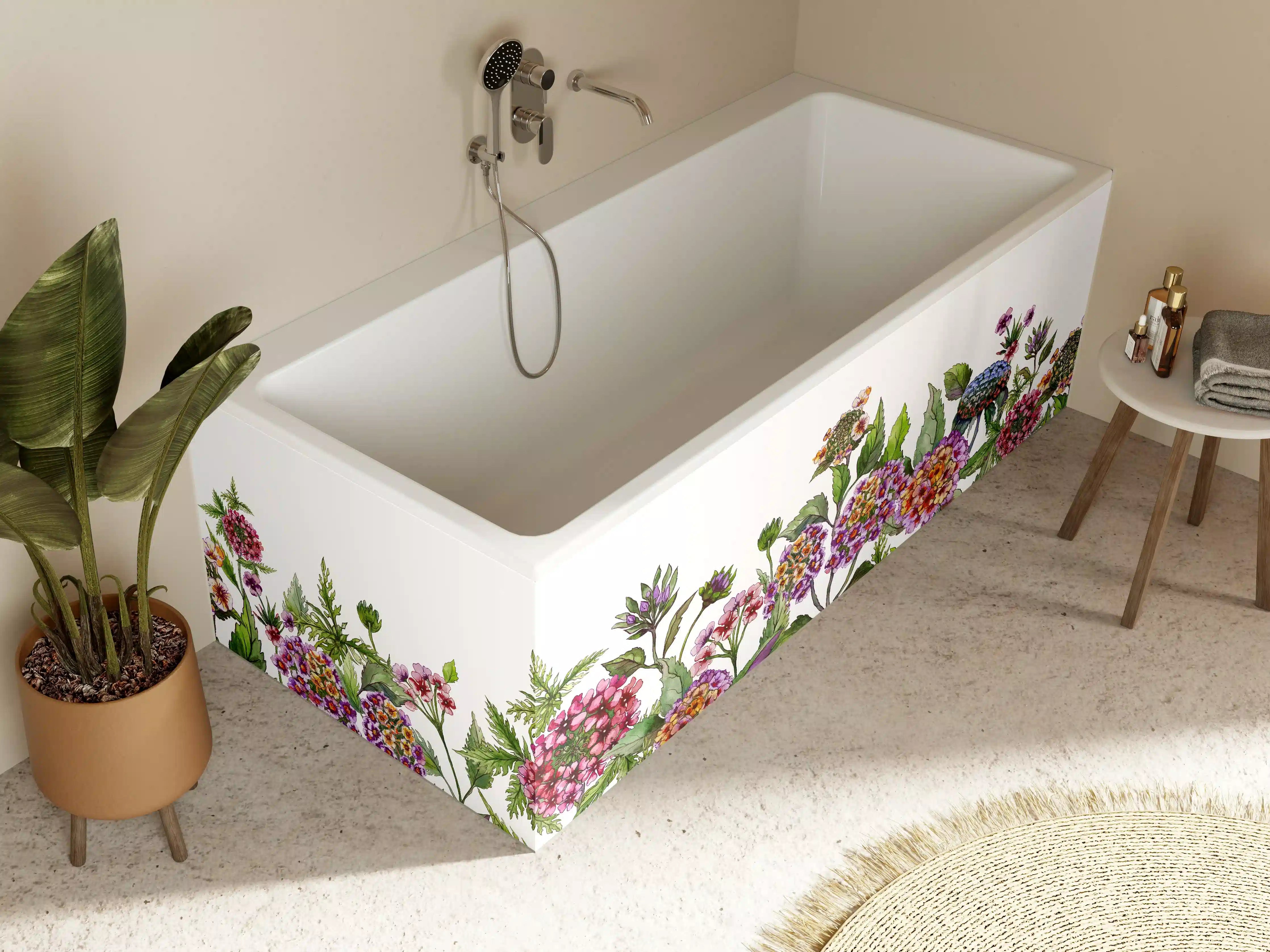 Badewannen-Rückwand - Schöne Lantana-Blüten mit grünem Blätter