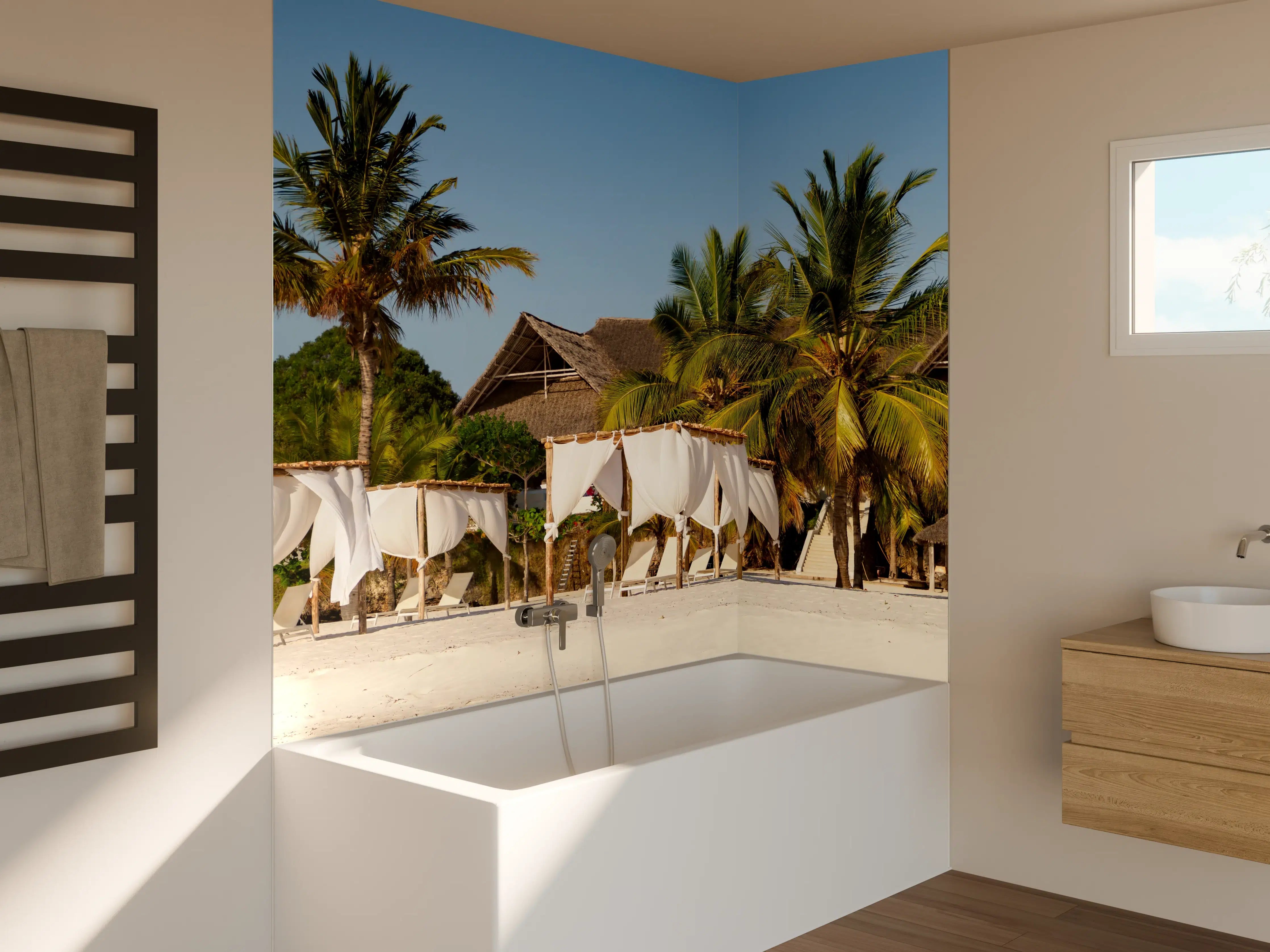 Badewannen-Rückwand - Schöner Strand mit Liegen 