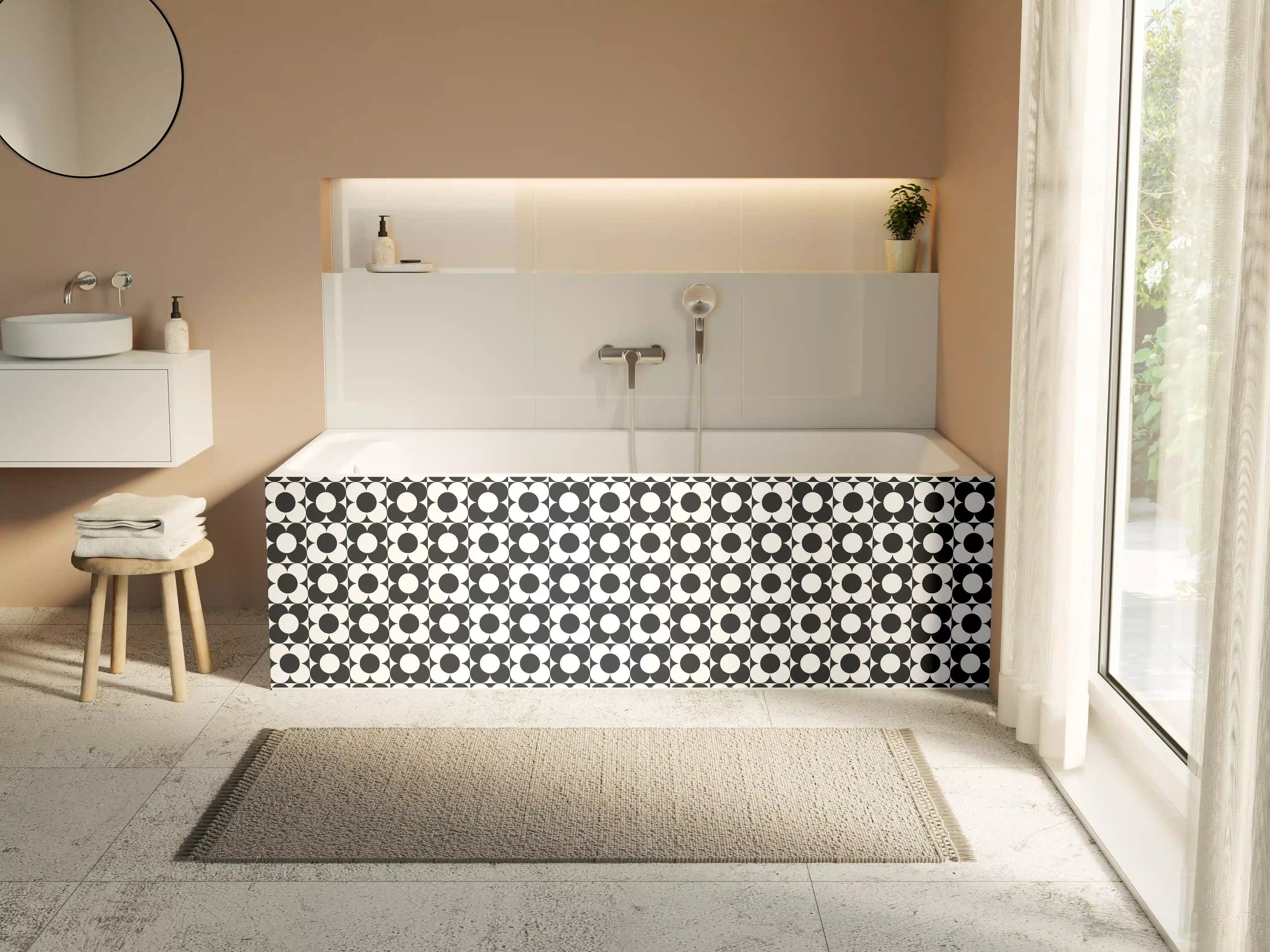 Badewannen-Rückwand - Schwarz-Weiß-Muster mit geometrischen Formen
