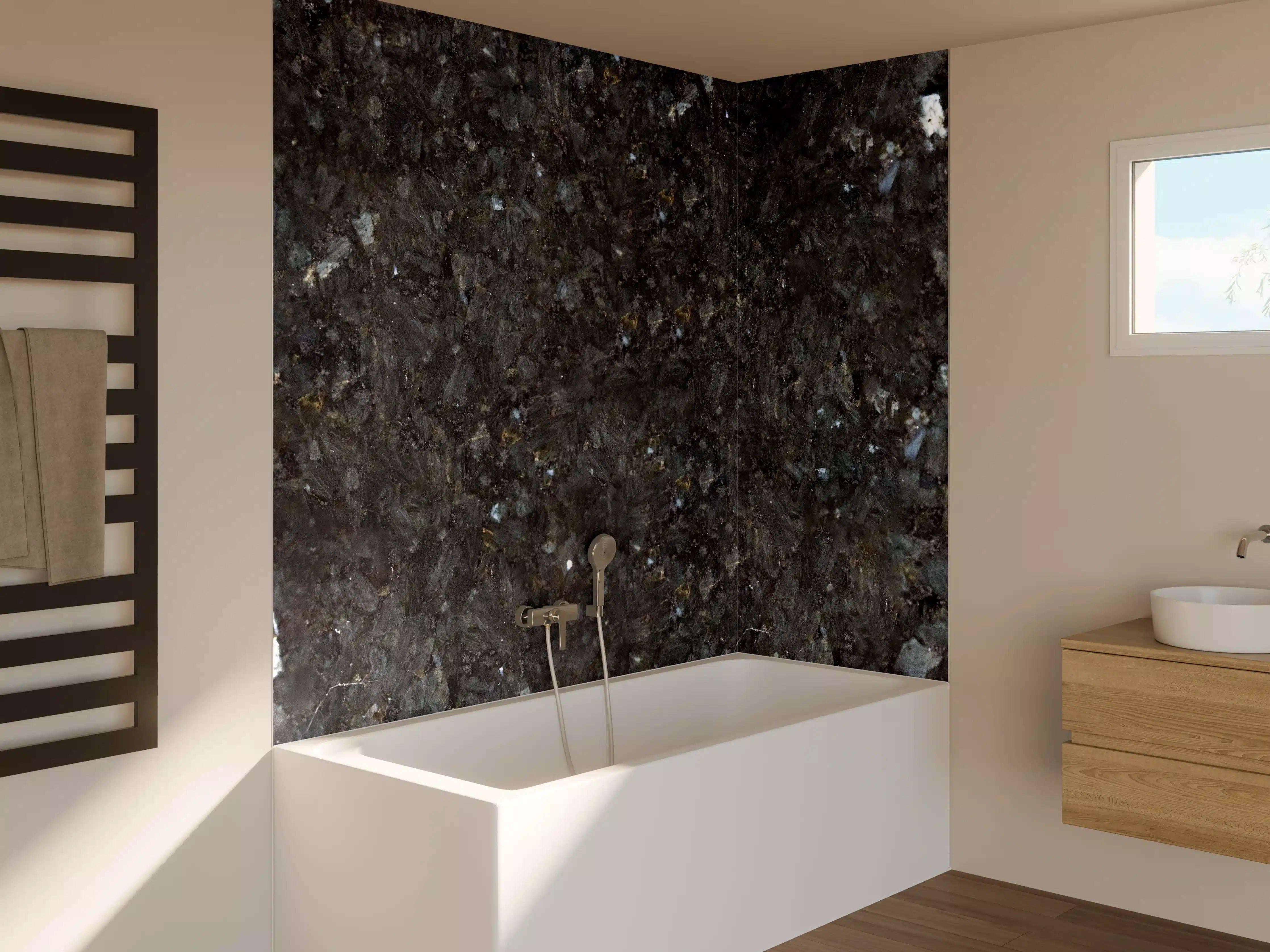 Badewannen-Rückwand - Schwarze Granitwand