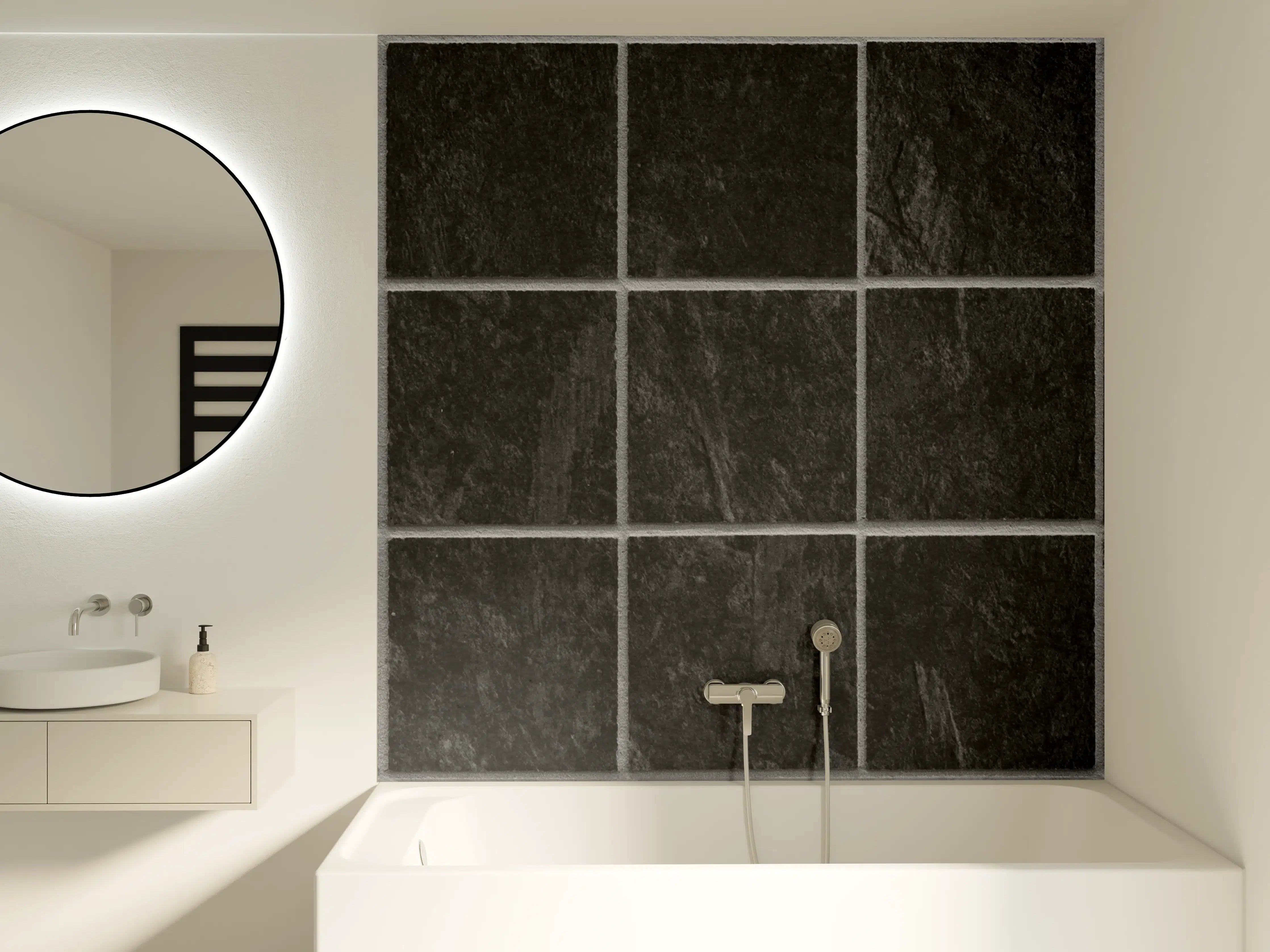 Badewannen-Rückwand - Schwarze Mosaikfliesen mit strukturierter Oberfläche