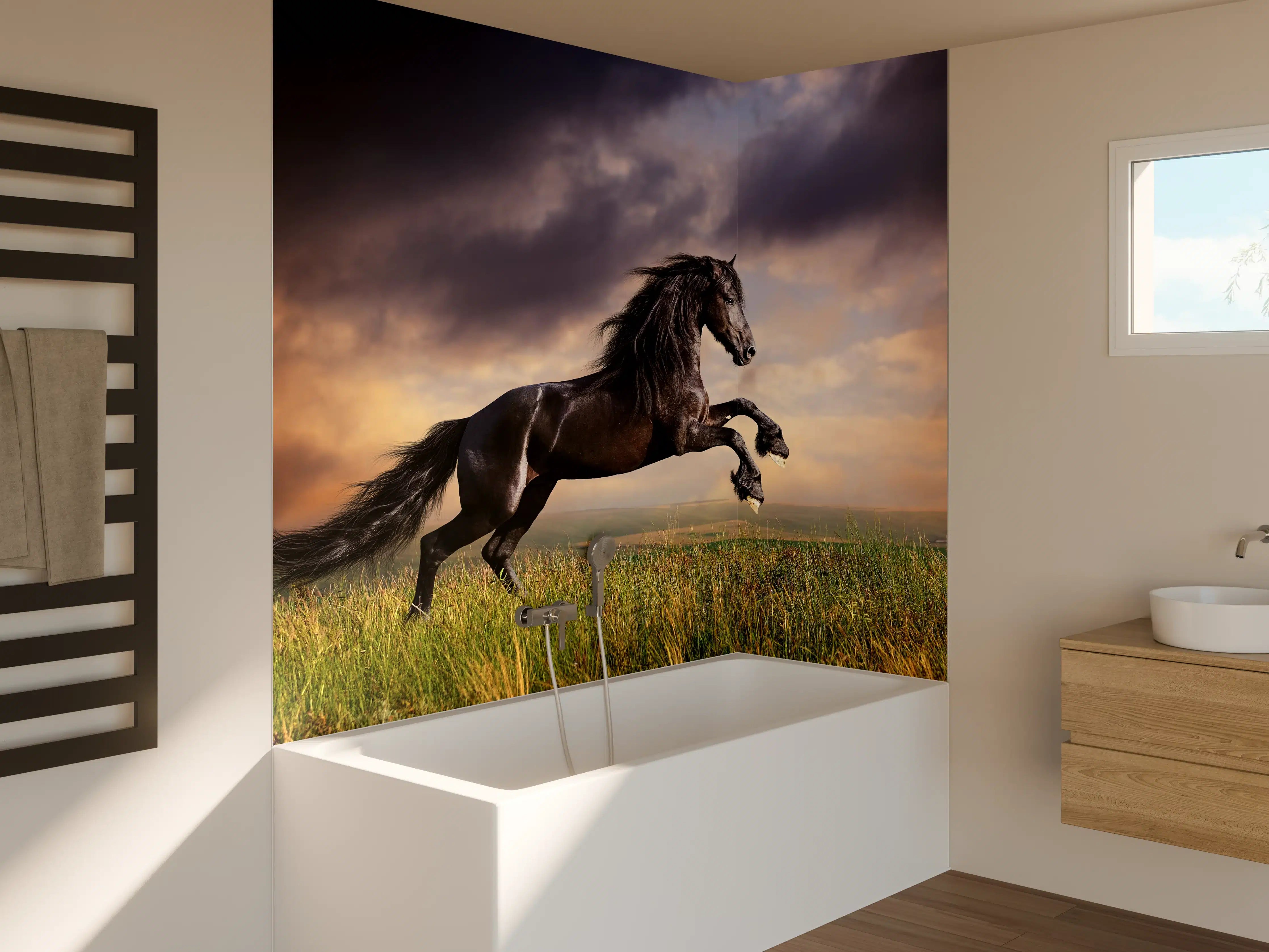 Badewannen-Rückwand - Schwarzes Friesenpferd Galopp