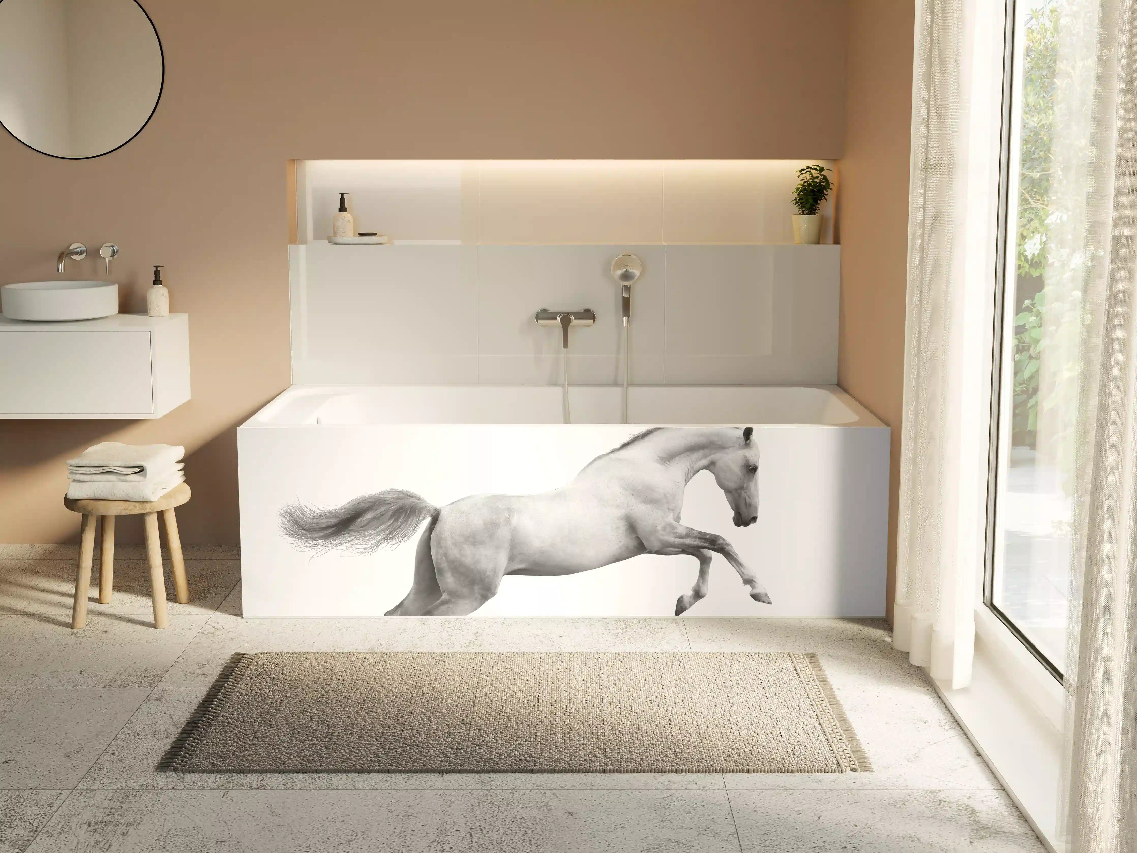 Badewannen-Rückwand - Silberweißes Pferd Dynamik