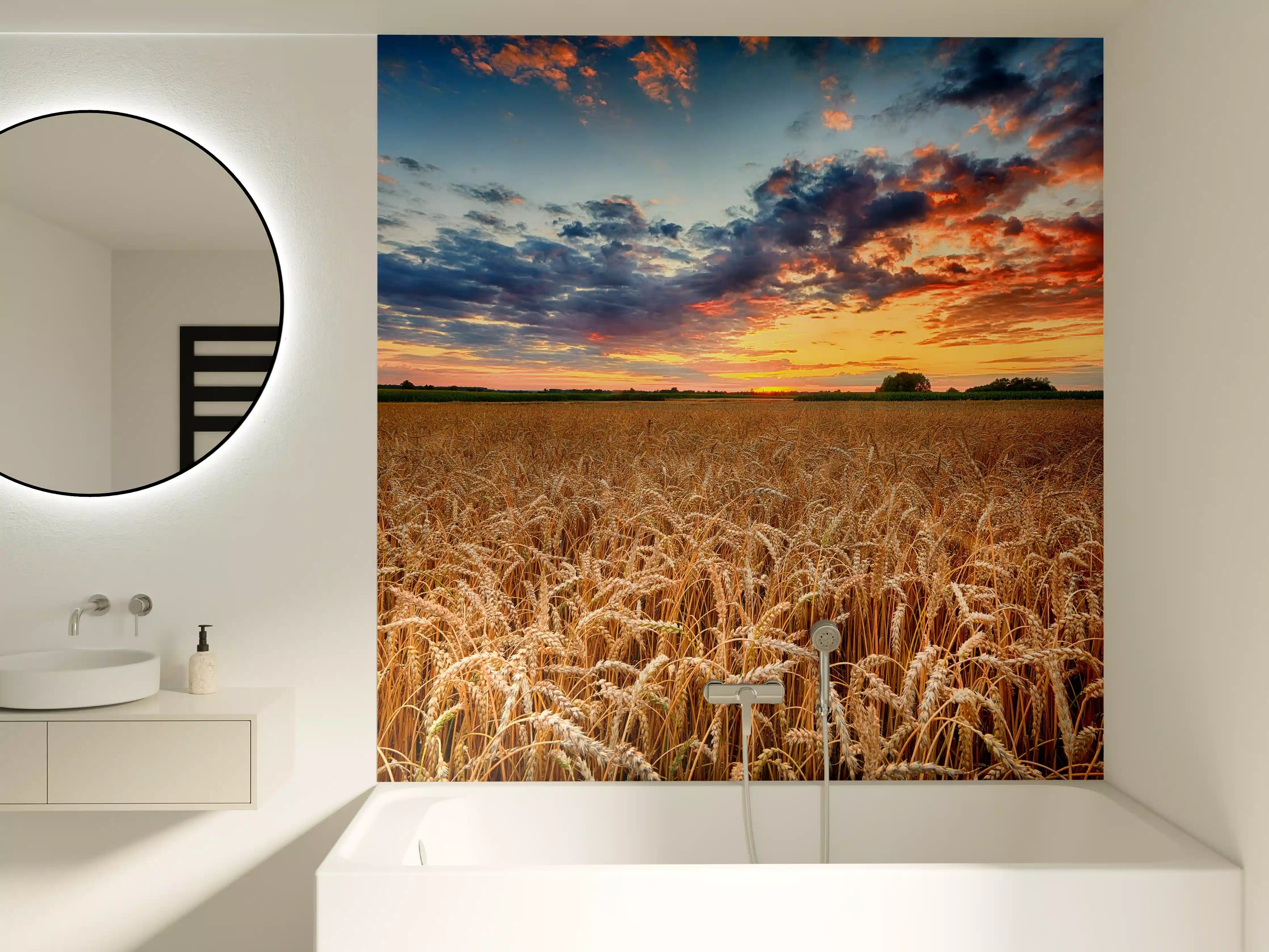Badewannen-Rückwand - Sommer-Sonnenaufgang über Weizenfeldern in der Ukraine