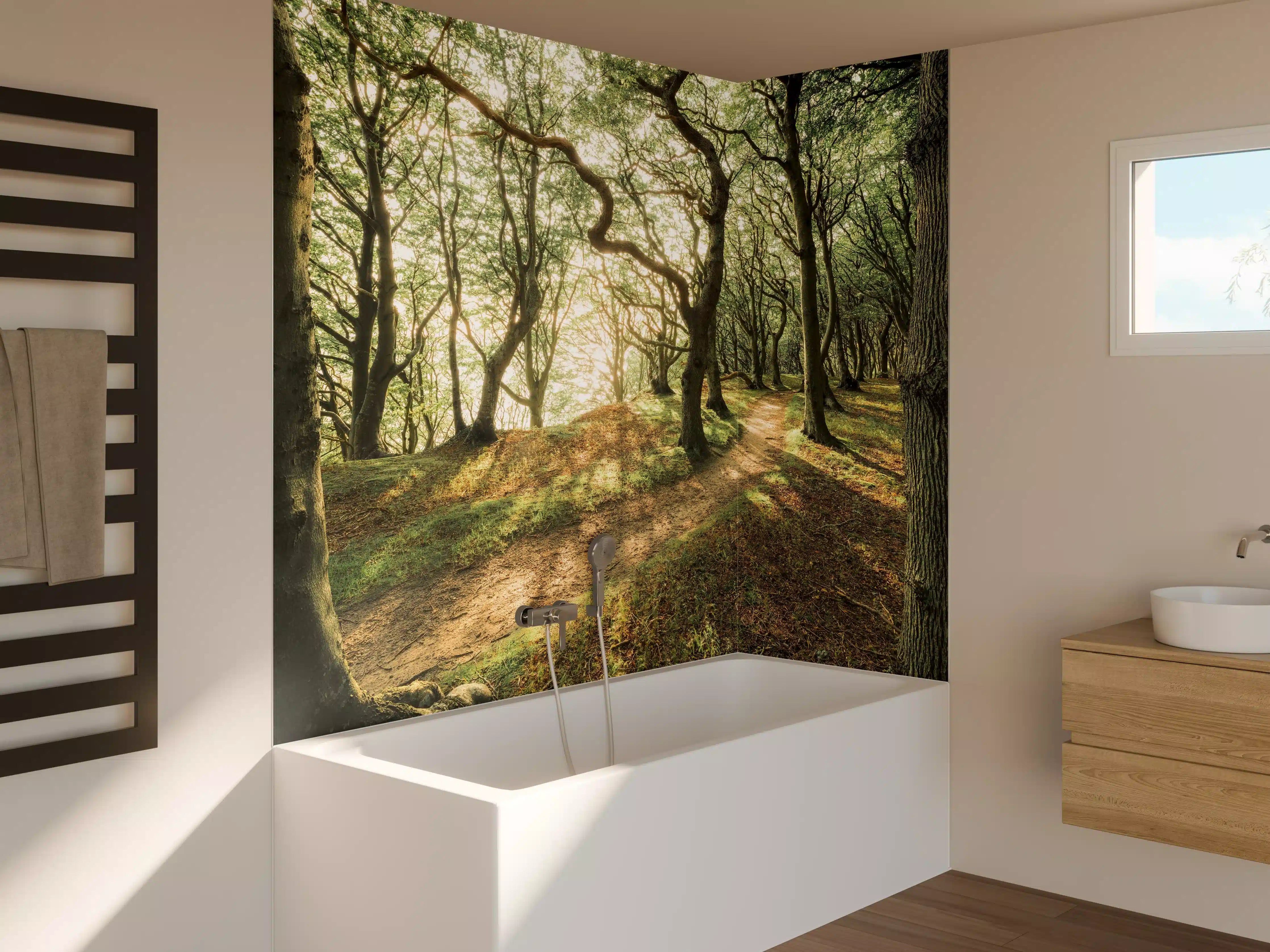 Badewannen-Rückwand - Sonnenstrahlen im Waldweg