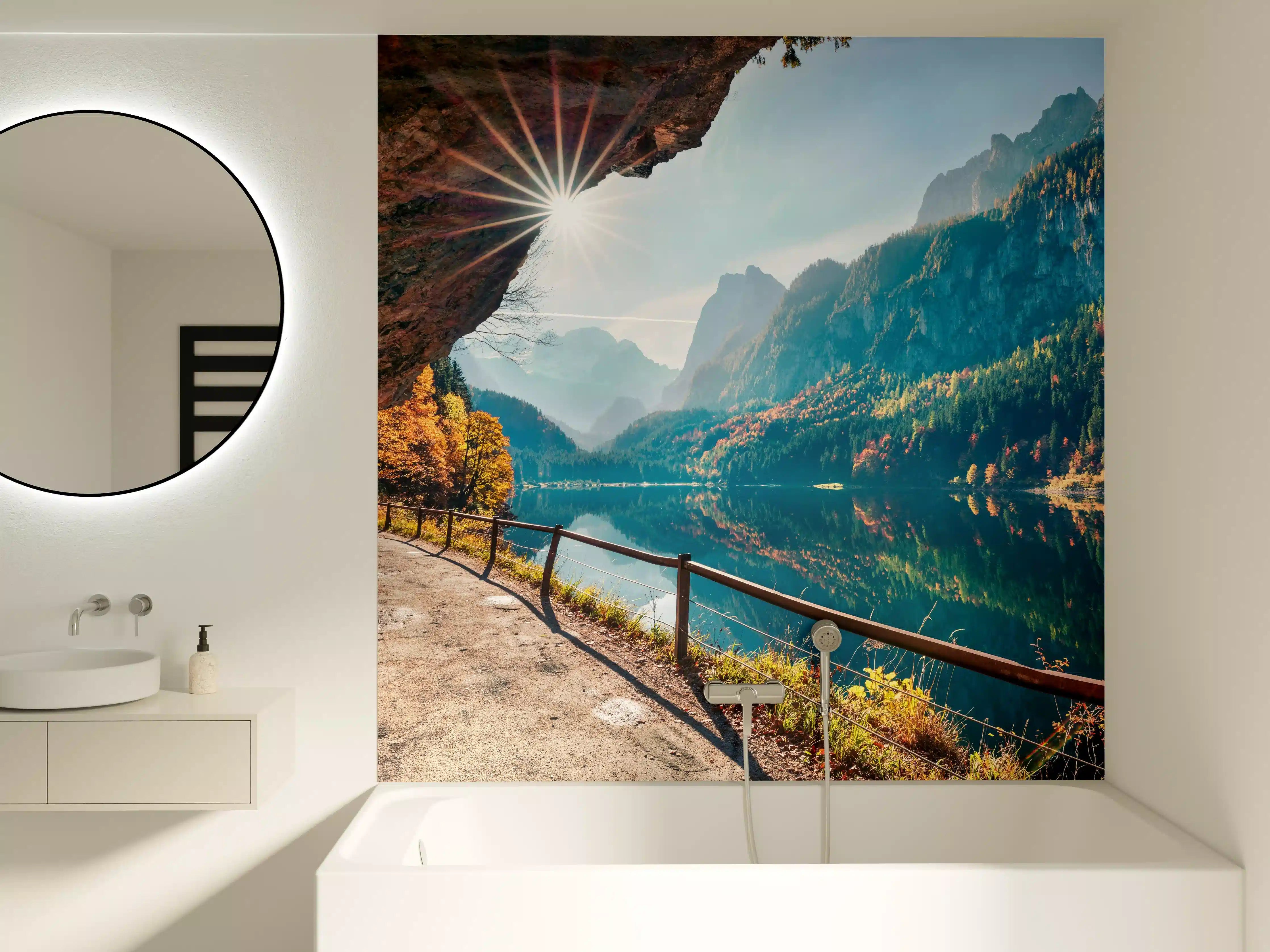 Badewannen-Rückwand - Sonnige Herbstszene am Gosausee