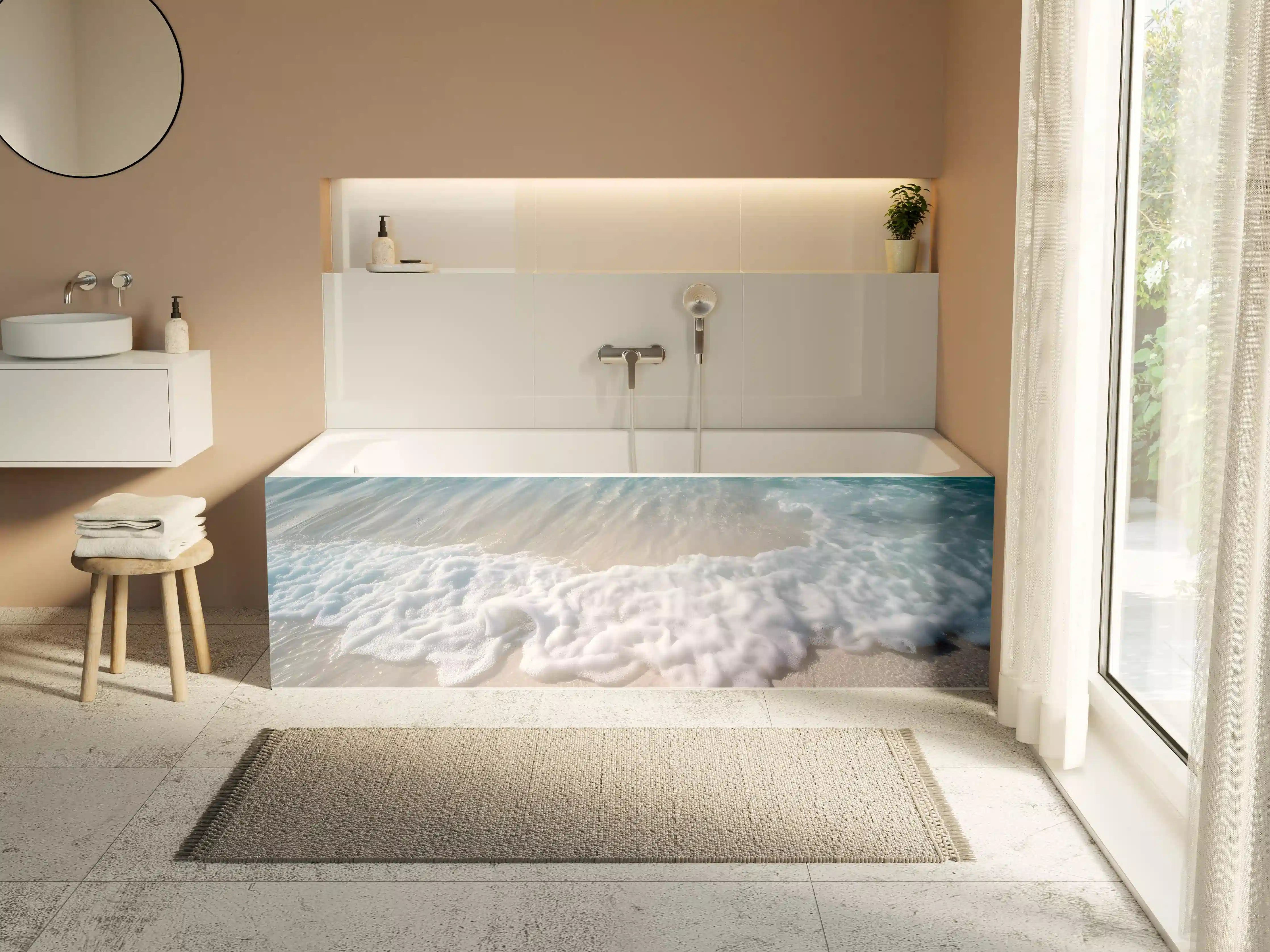 Badewannen-Rückwand - Strand mit sanften Wellen und Schaum