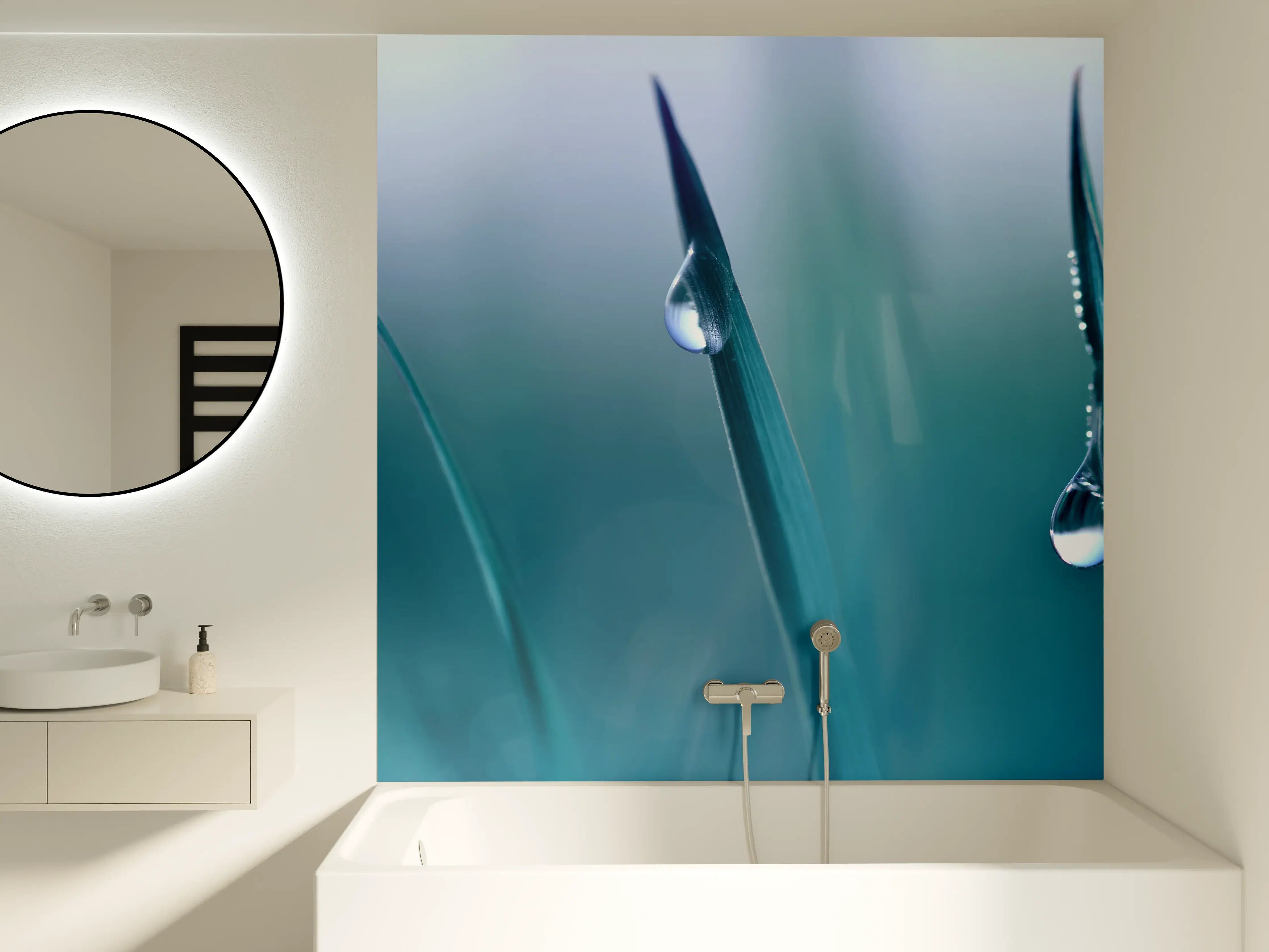 Badewannen-Rückwand - Transparente Tautropfen