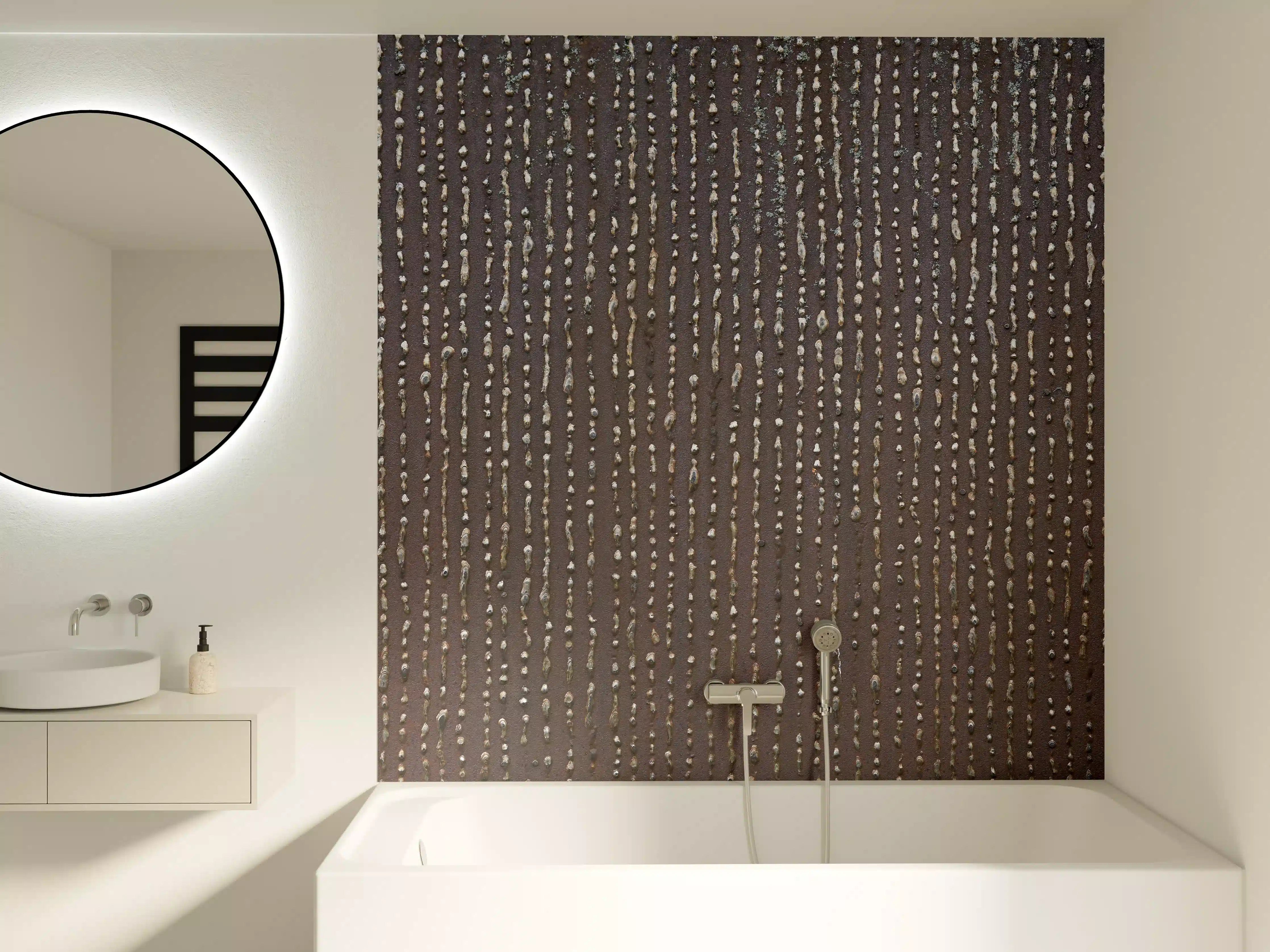 Badewannen-Rückwand - Ungewöhnliche Tropfenstruktur