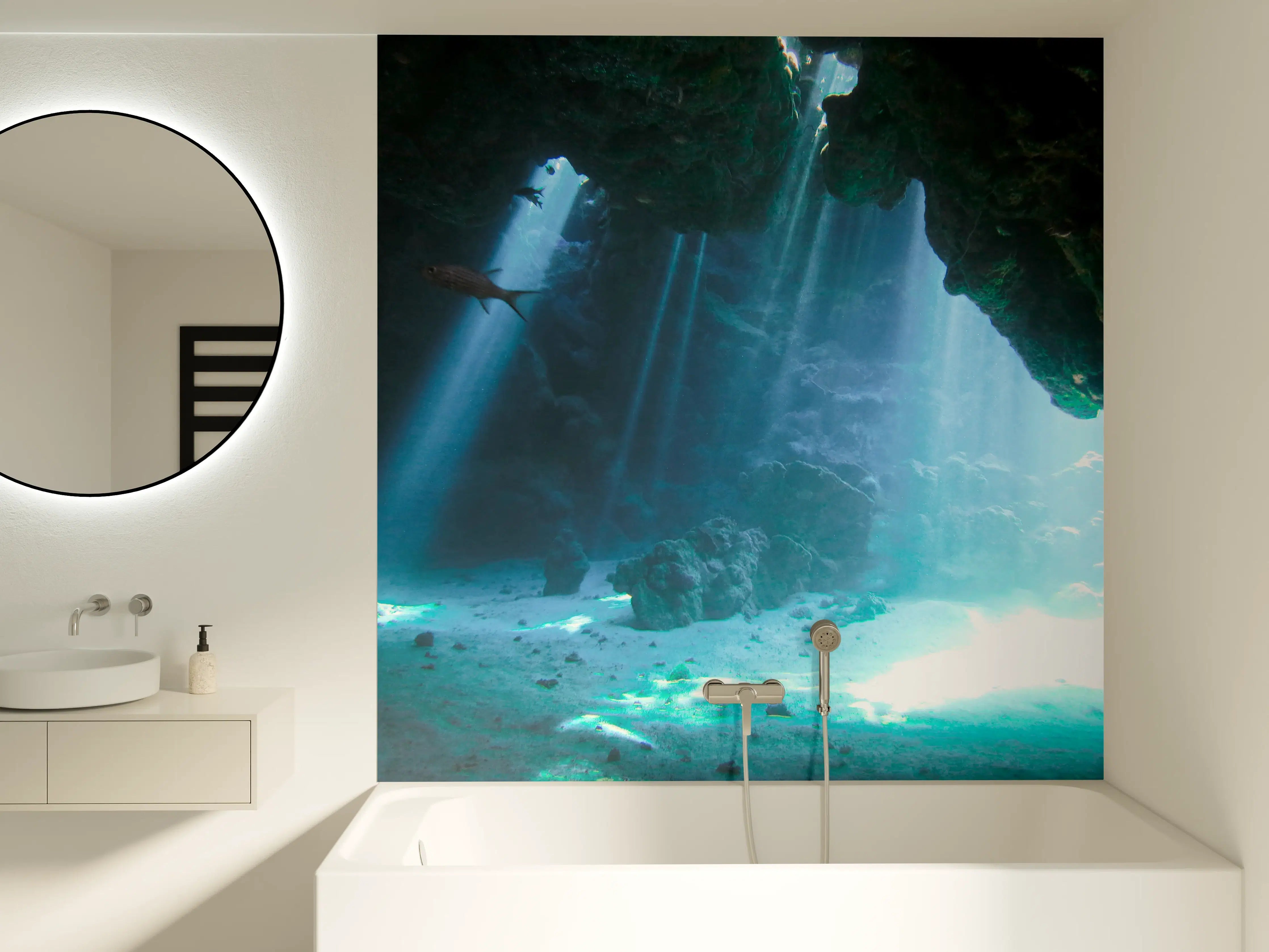 Badewannen-Rückwand - Unterwasserhöhle mit Sonnenstrahlen - Japan