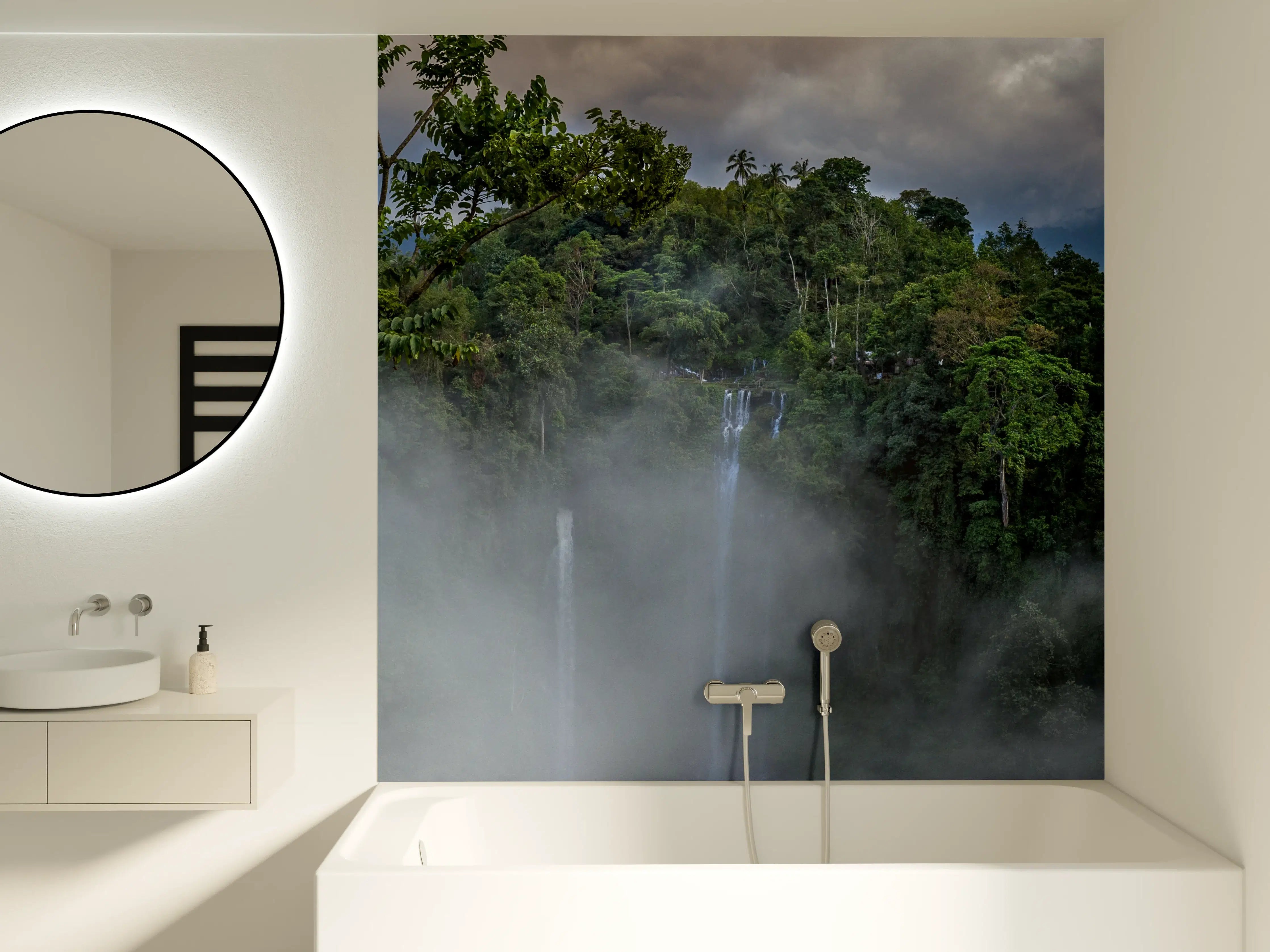 Badewannen-Rückwand - Wasserfälle im Regenwald