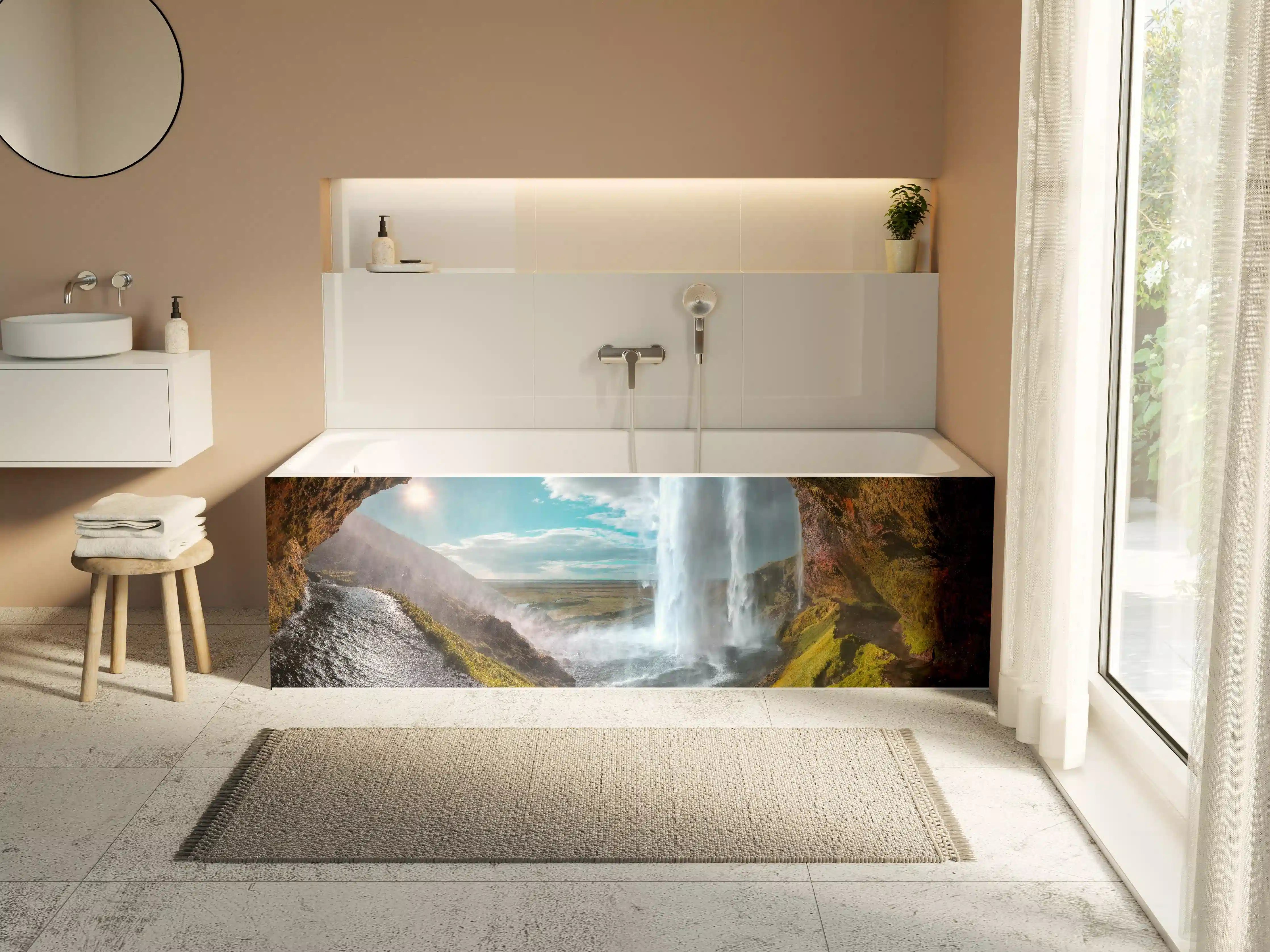 Badewannen-Rückwand - Wasserfall durch Bergtunnel