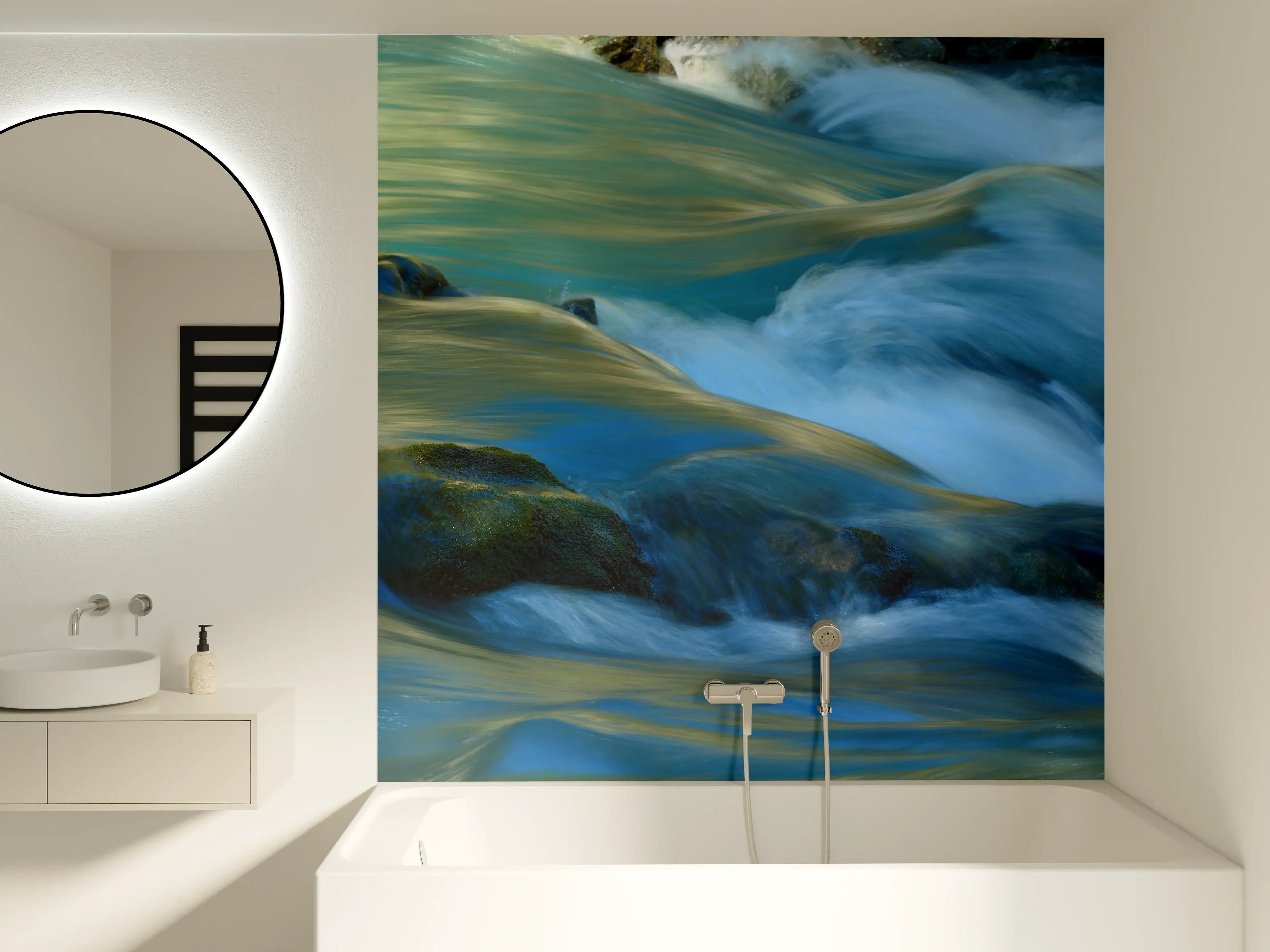 Badewannen-Rückwand - Wasserströmung im Kaukasus