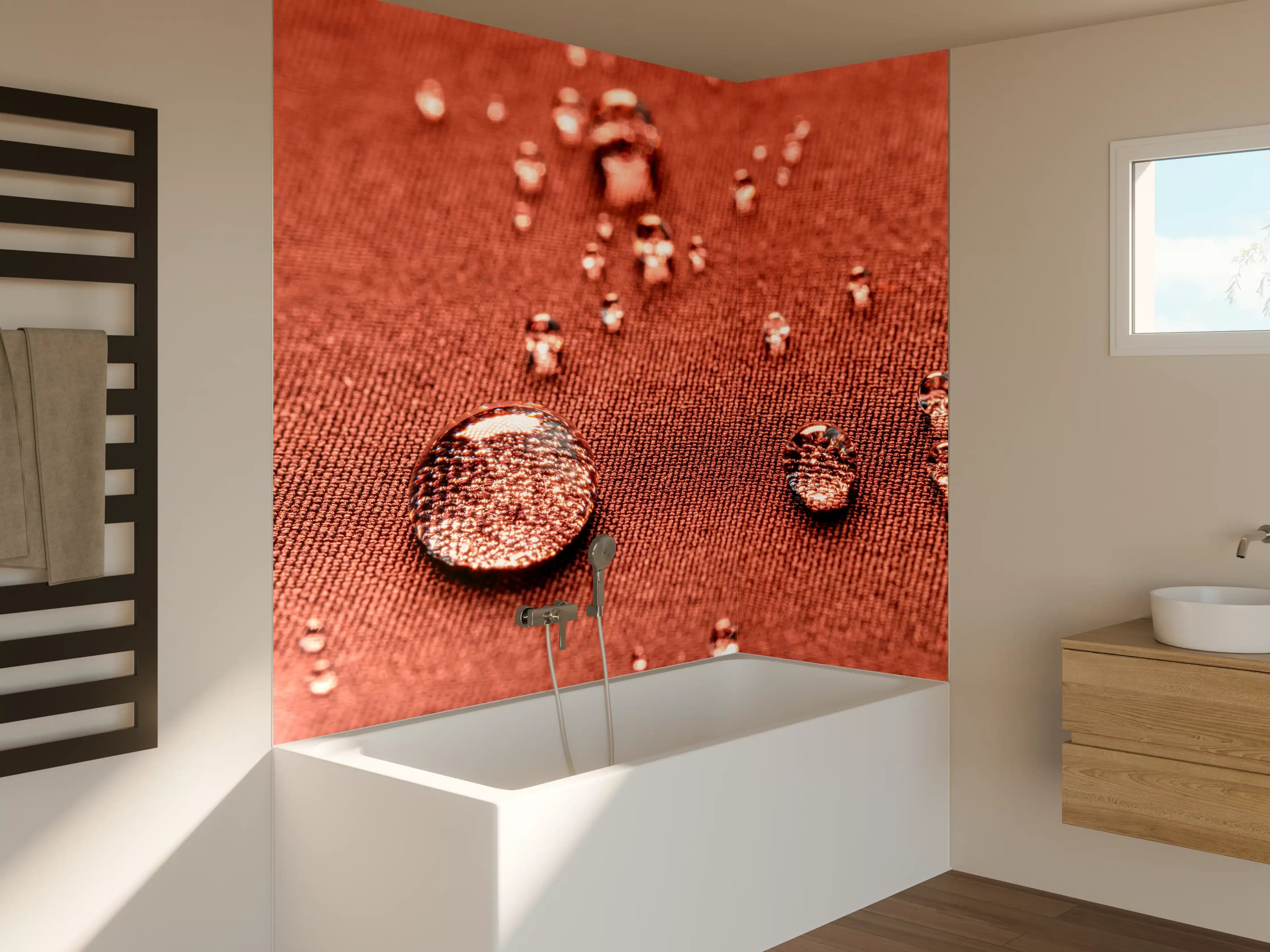 Badewannen-Rückwand - Wassertropfen auf rotem Stoff