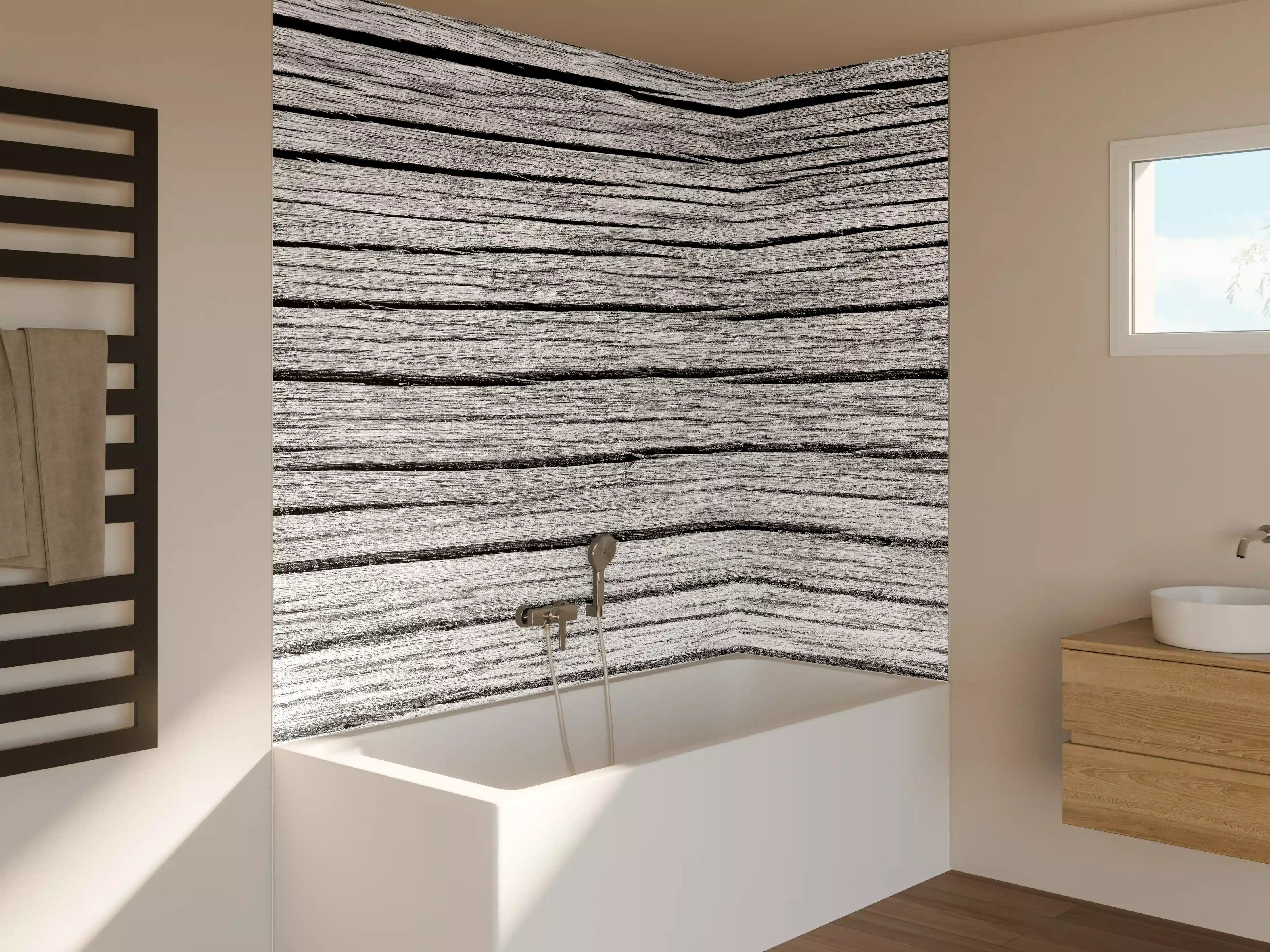 Badewannen-Rückwand - Weiß-Graue Holztextur Panorama