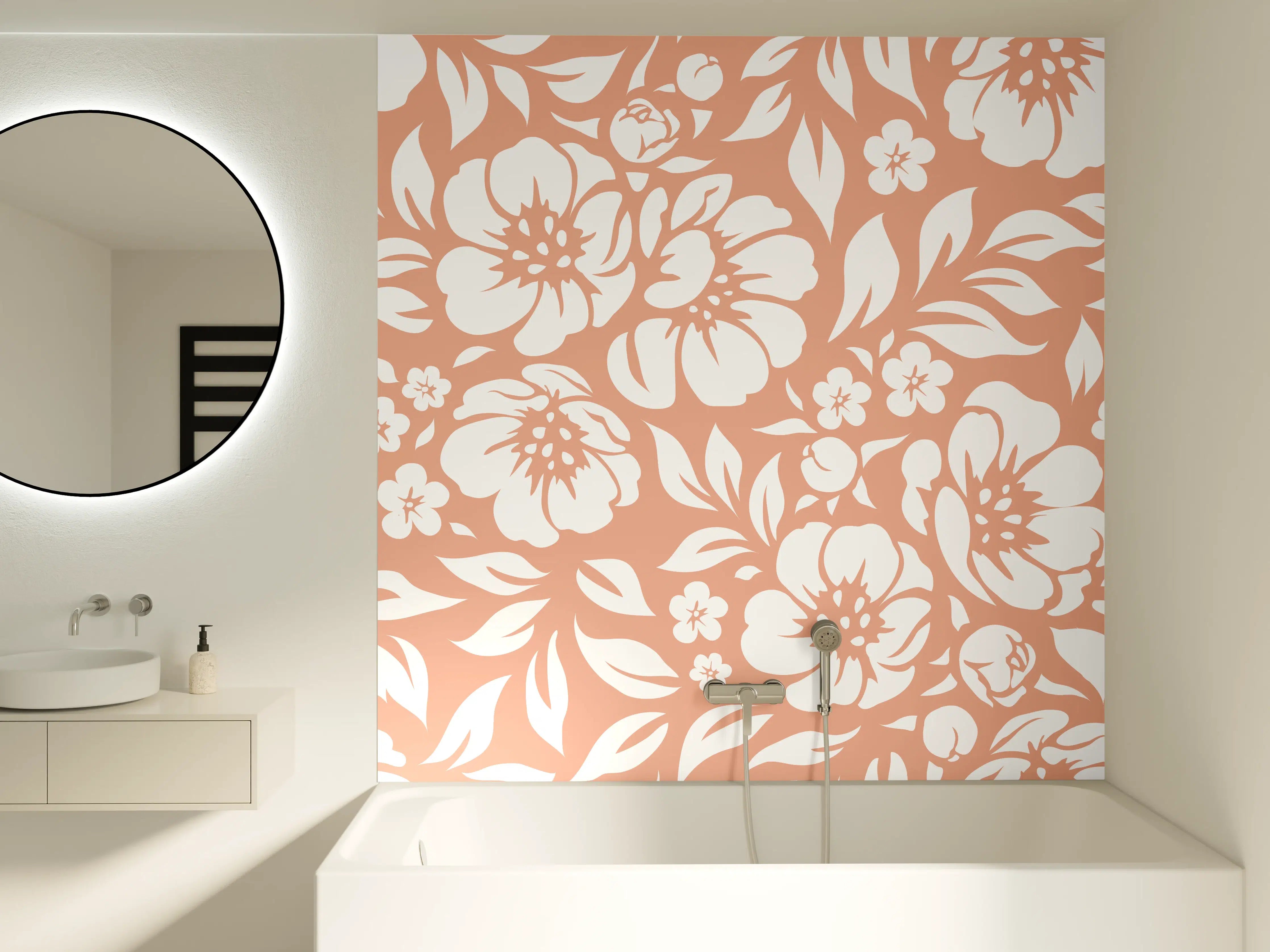 Badewannen-Rückwand - Weiß-rosa florales Muster mit detaillierter Blüten- und Blätterstruktur