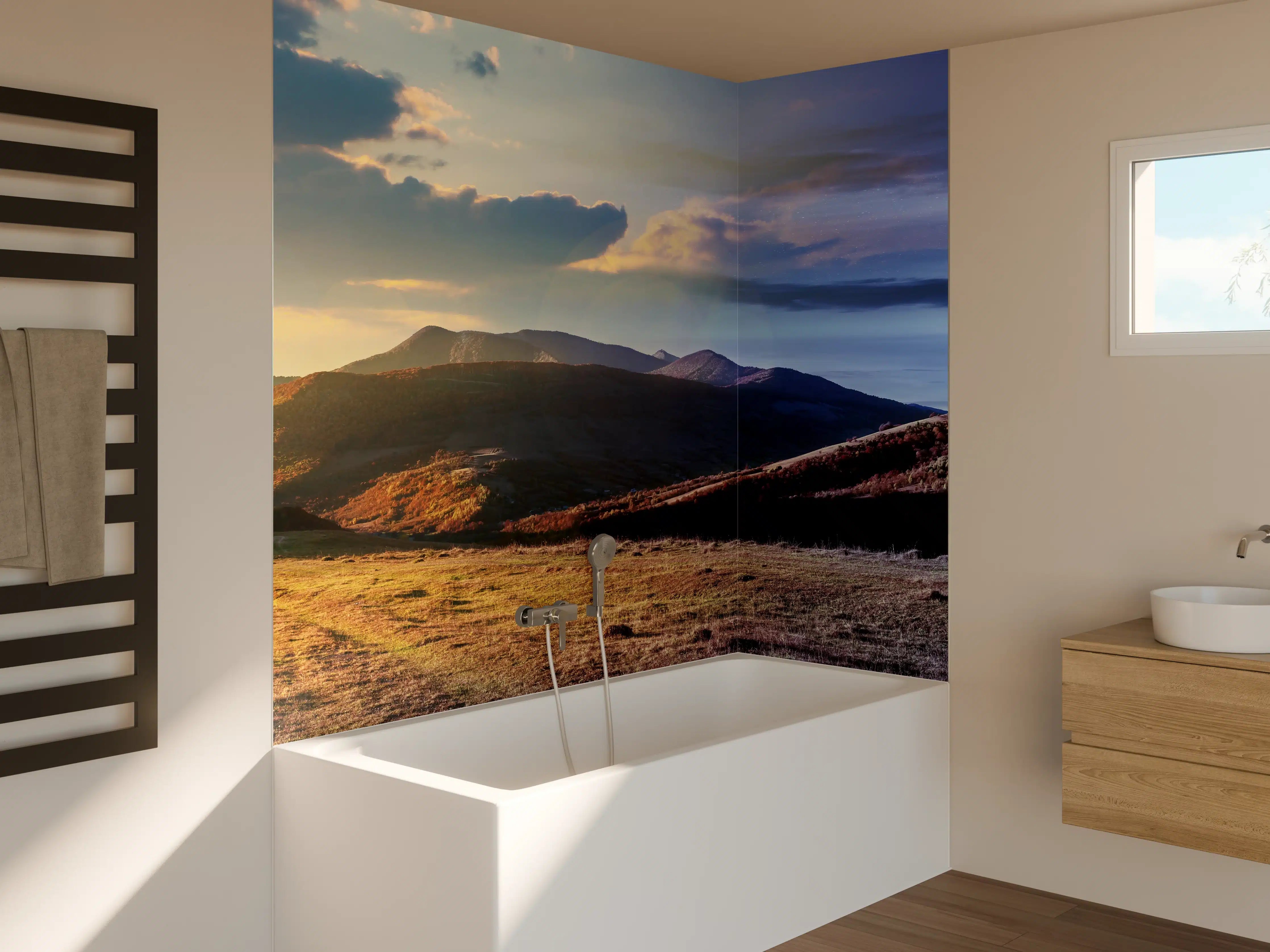 Badewannen-Rückwand - Wunderschönes Panorama eines Bergkamms