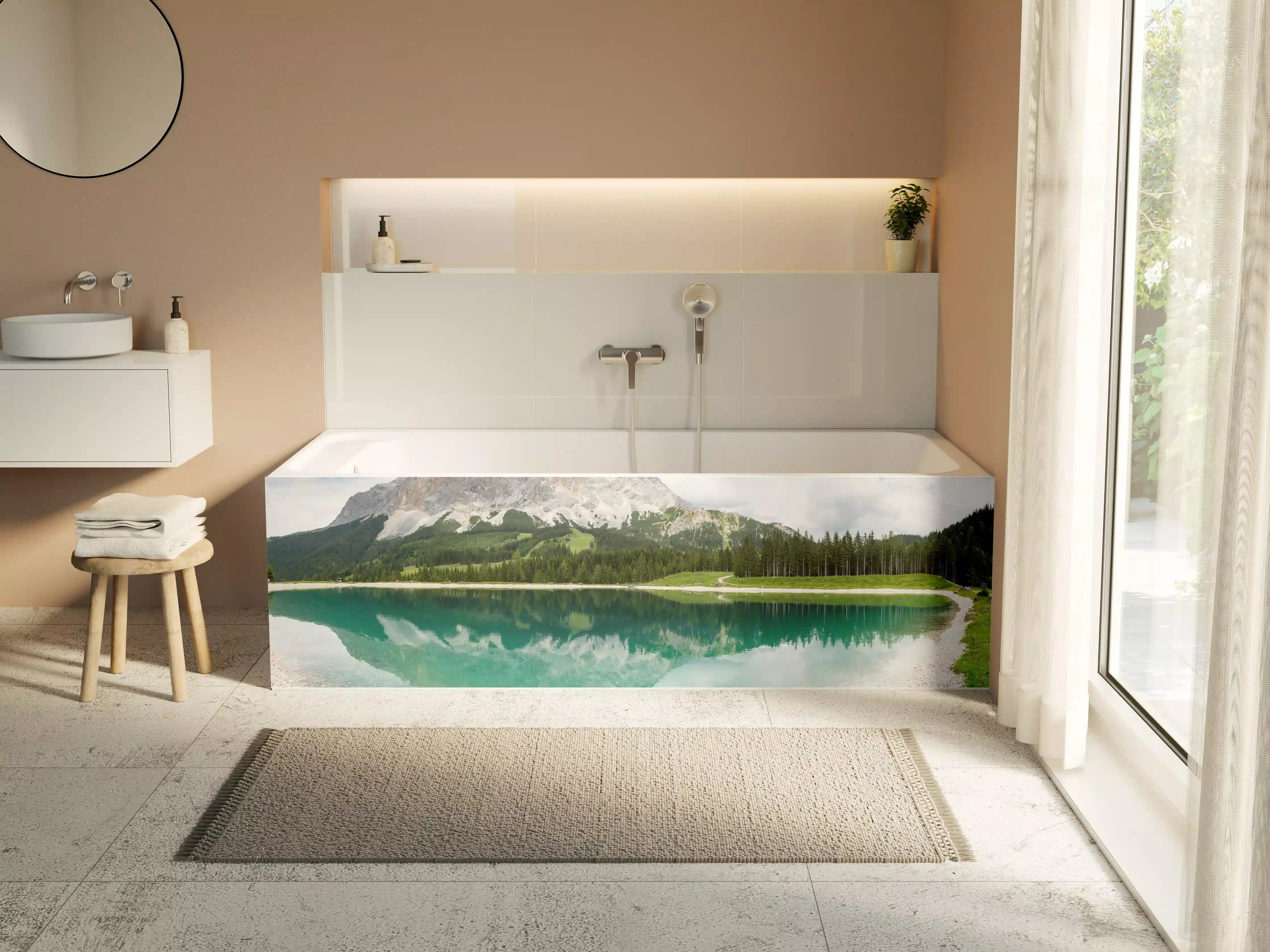 Badewannen-Rückwand - Zugspitzarena bei Ehrwald