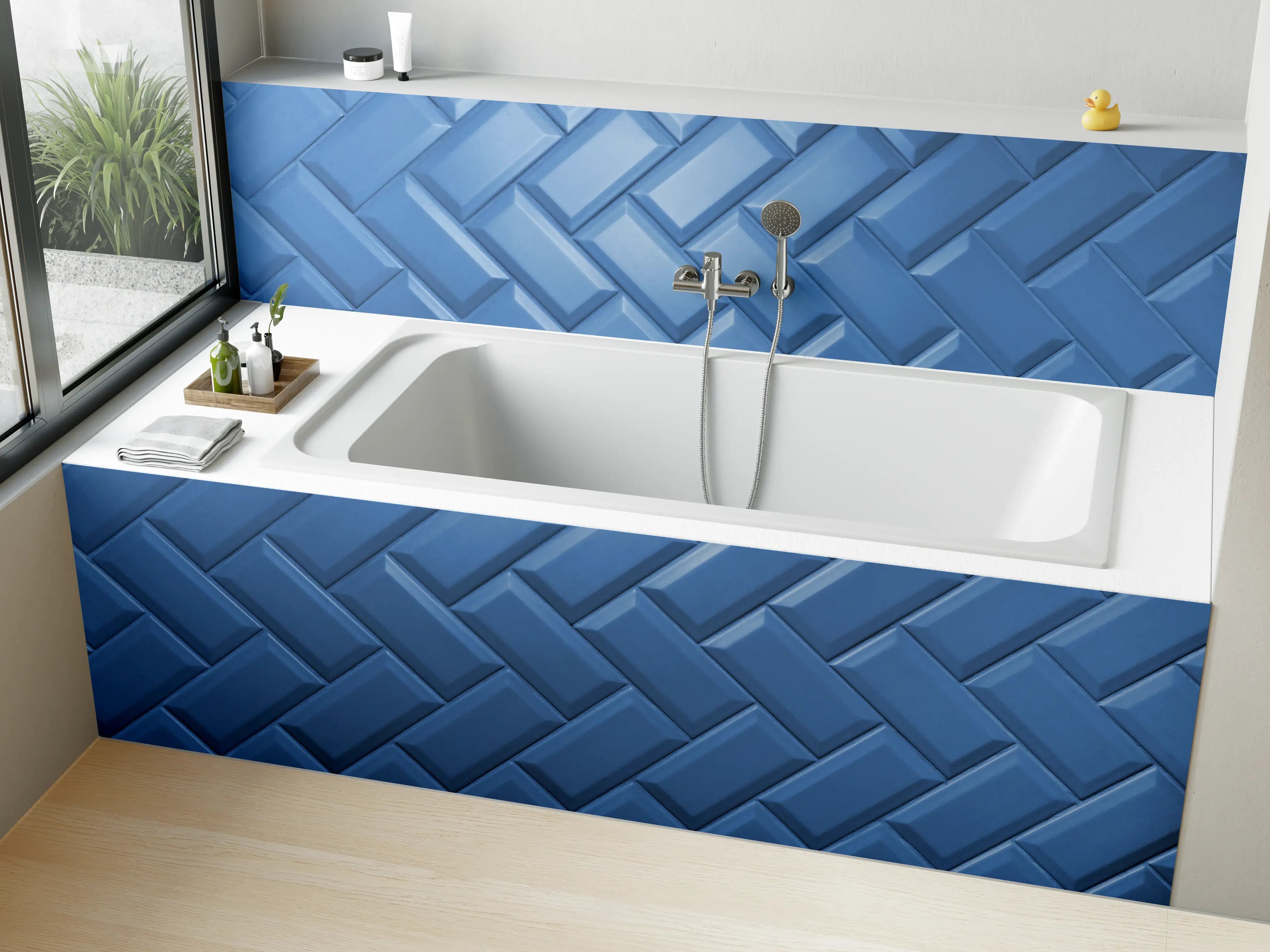 Badewannen-Rückwand - phantomblaue matte Keramikfliesen