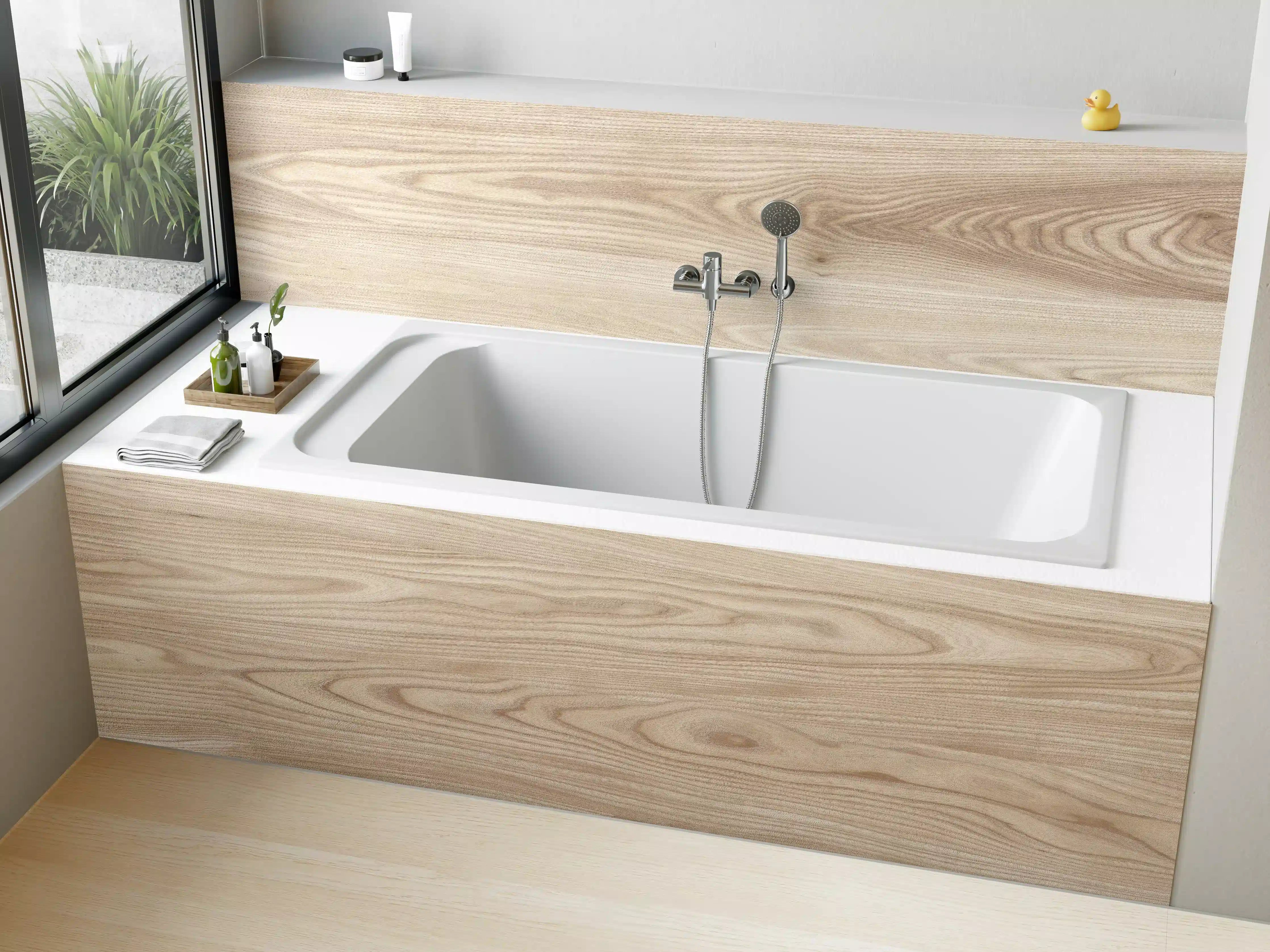 Badewannen-Rückwand - schlichtes Holzmuster