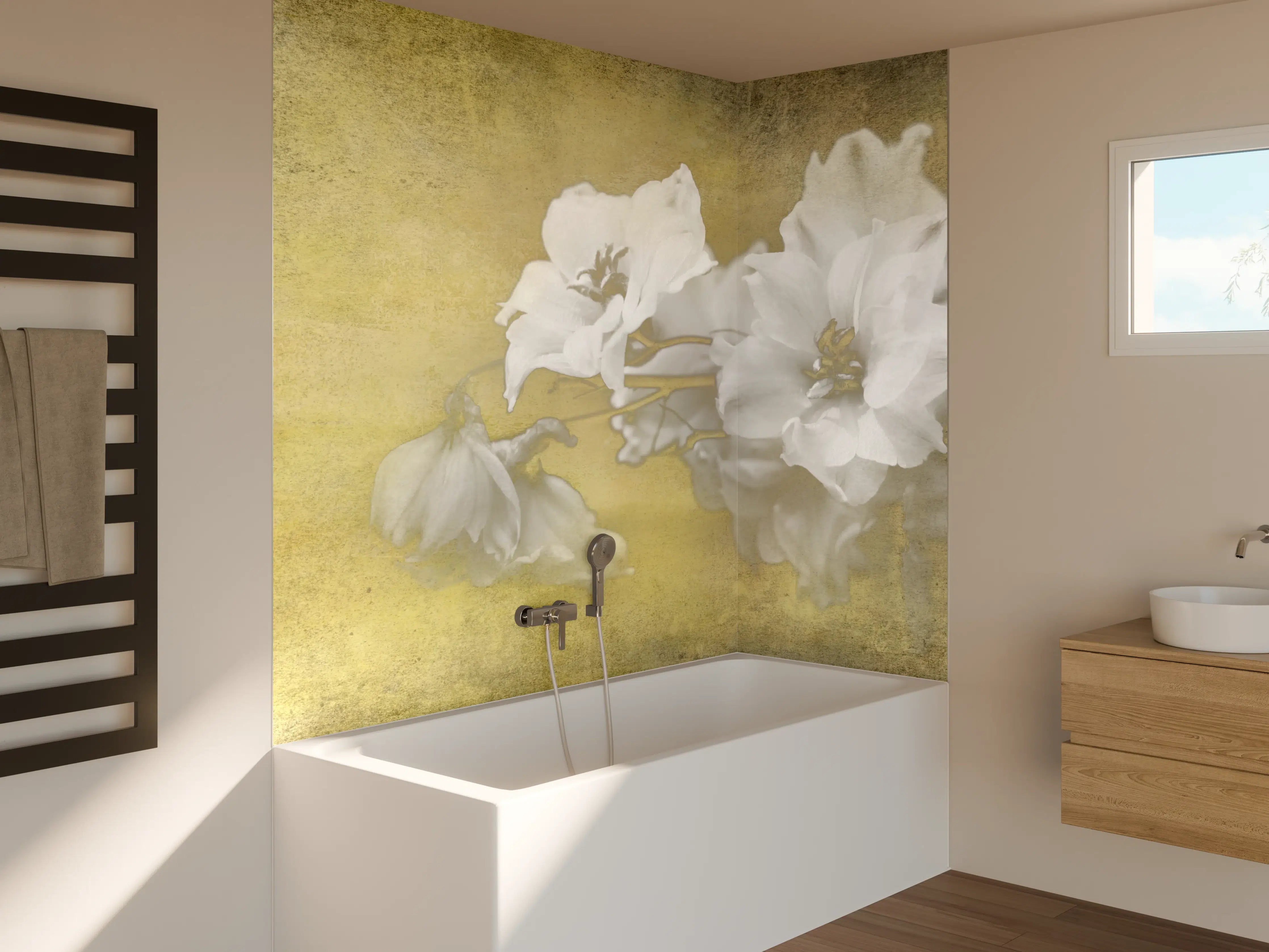 Badewannen-Rückwand - weiße Blumen auf goldenem Hintergrund