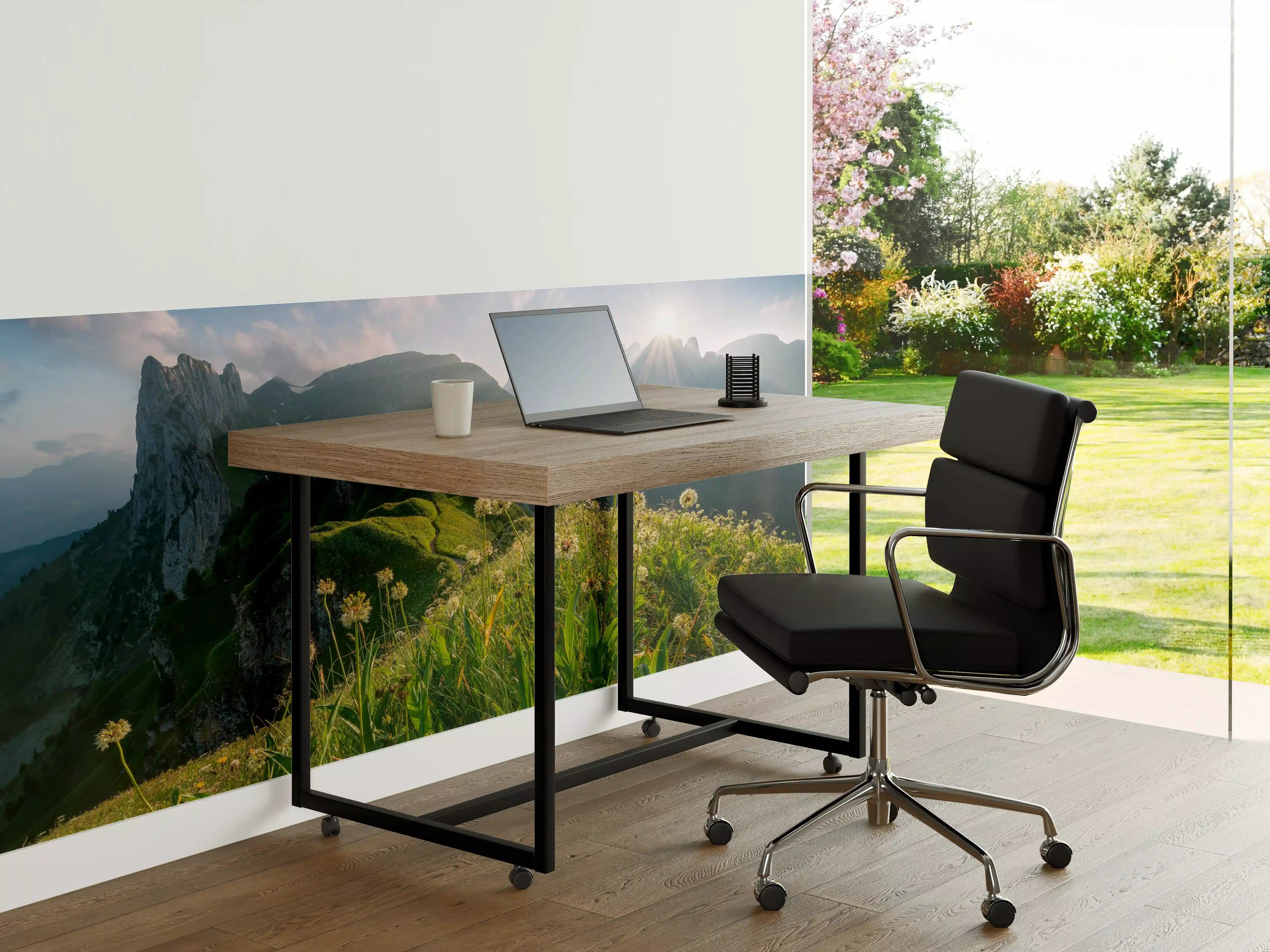 Büro Wandgestaltung - Alpenwiesen im Sommerlicht
