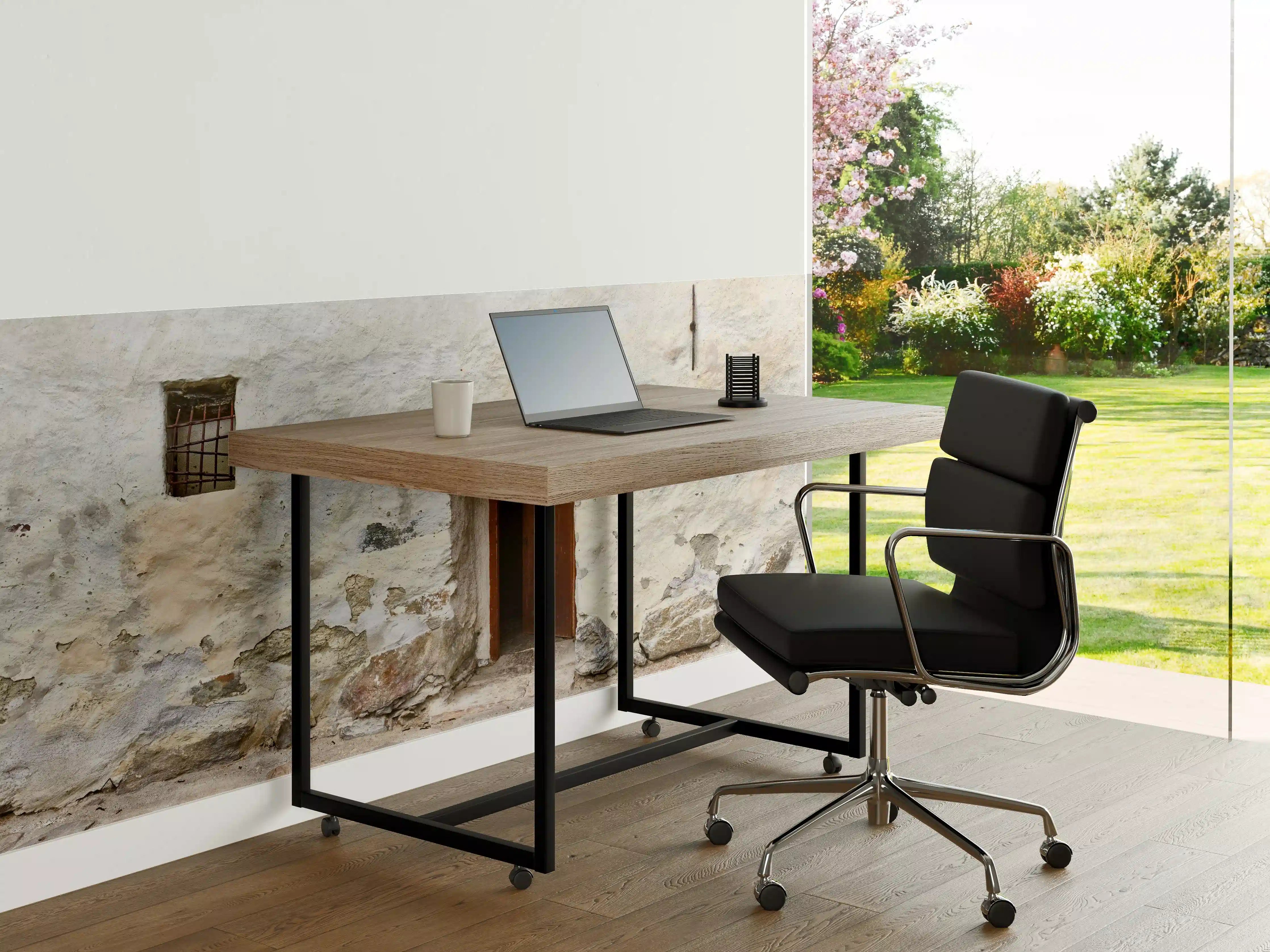 Büro Wandgestaltung - Alter Türeingang in Südtirol