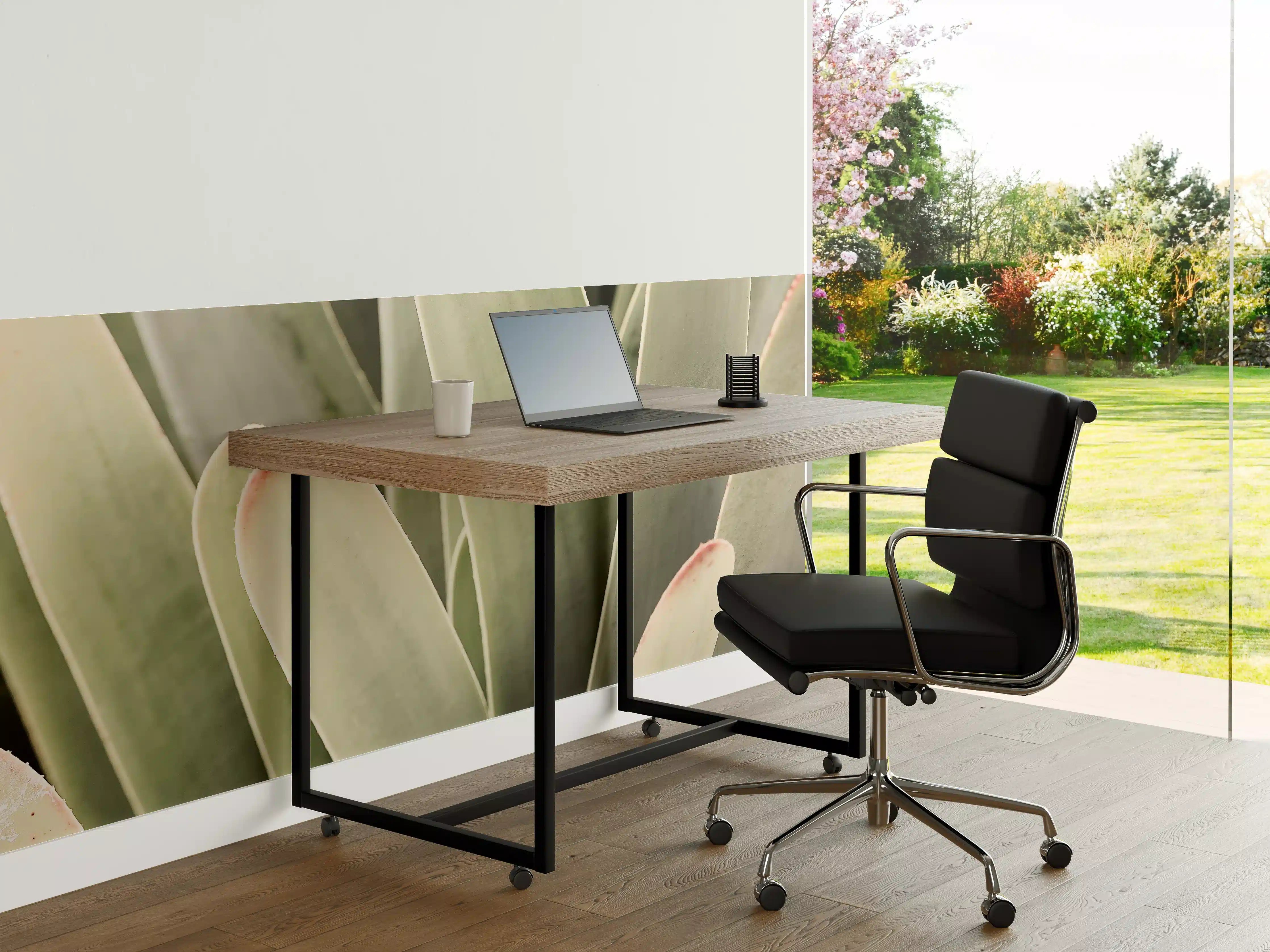 Büro Wandgestaltung - Baldrian mit grünen Blättern